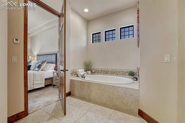 1250 Cottontail Trail