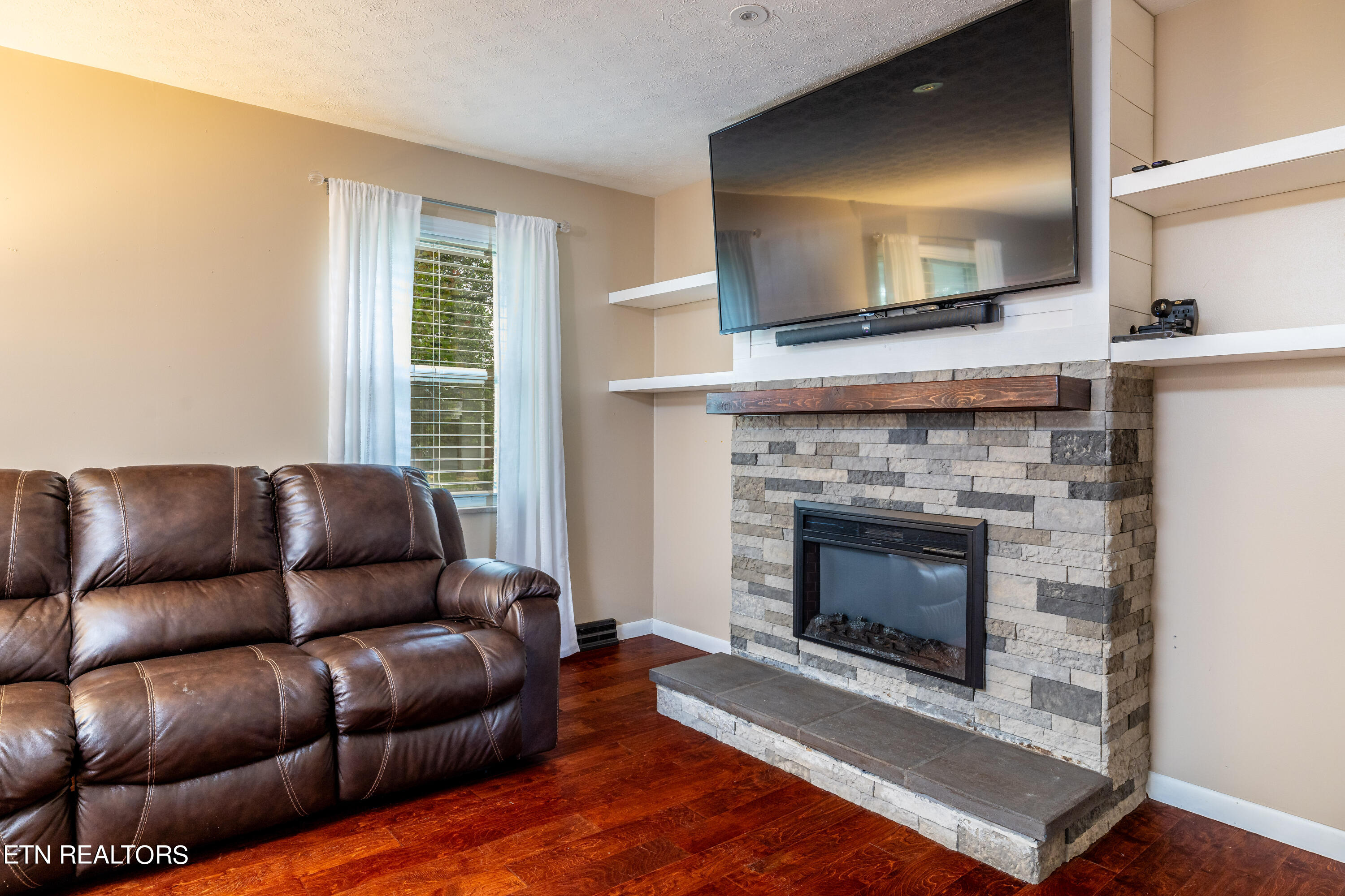 1202 Westfield Drive