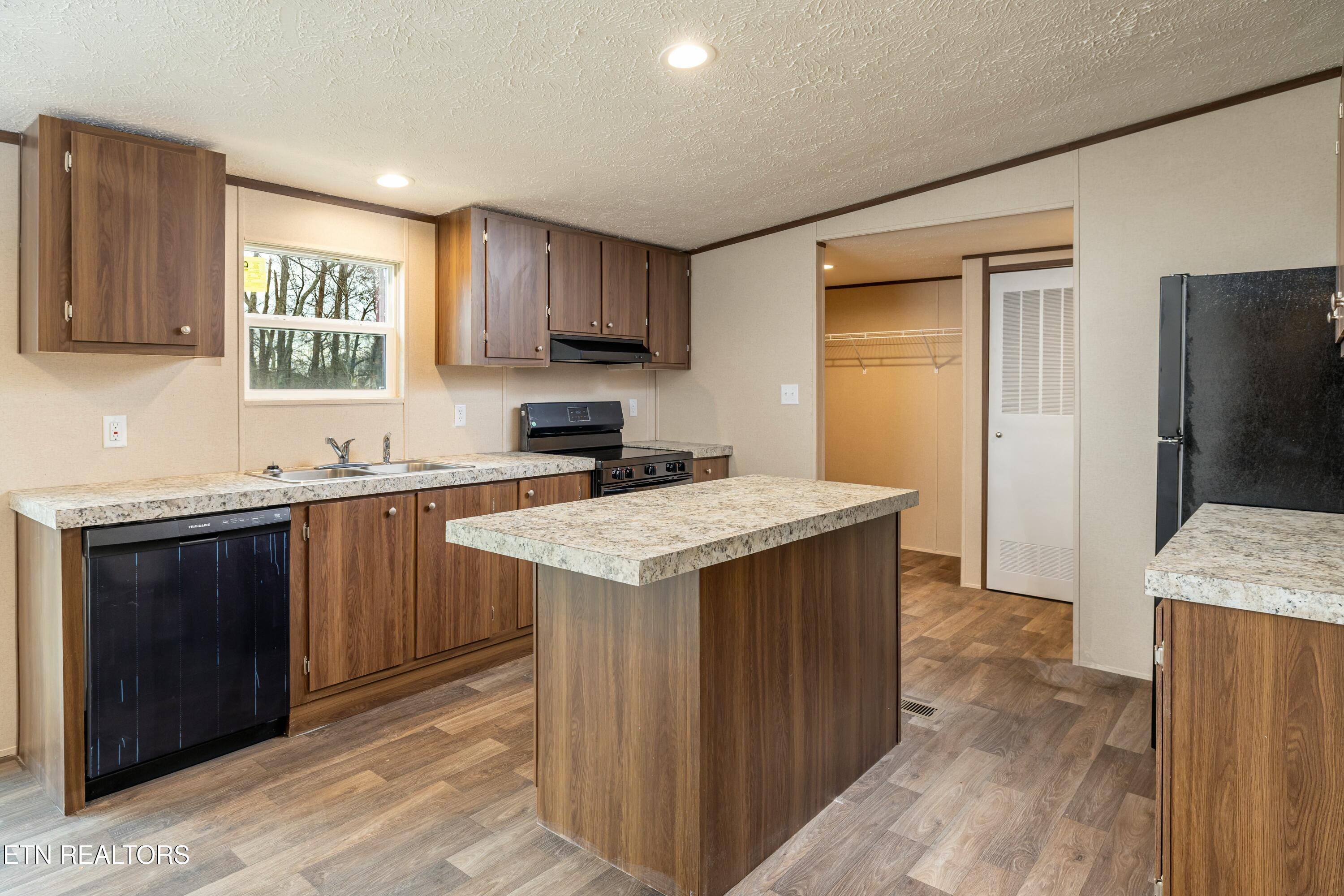 8510 Norris Lane