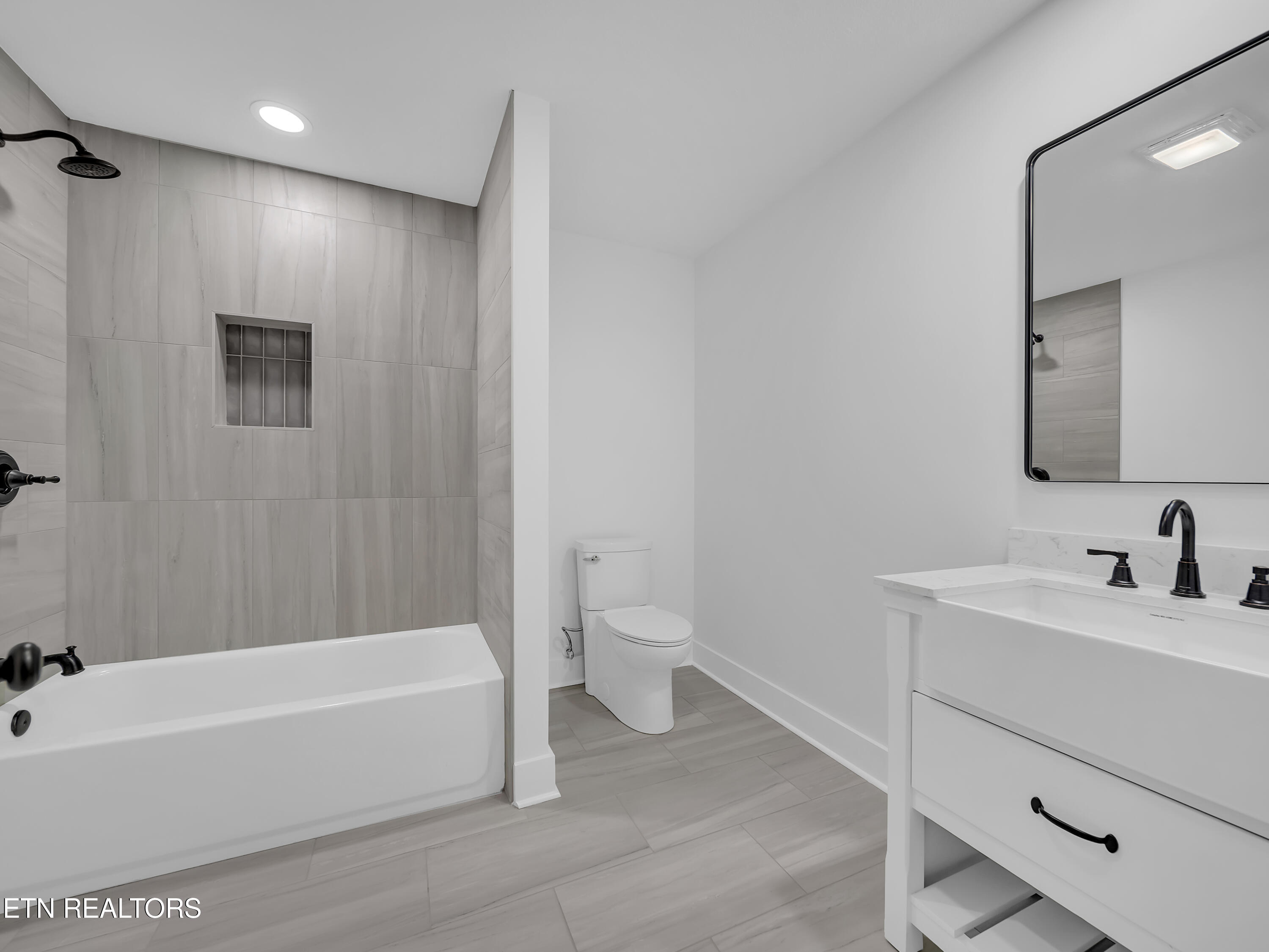 1823 Westside Park Drive