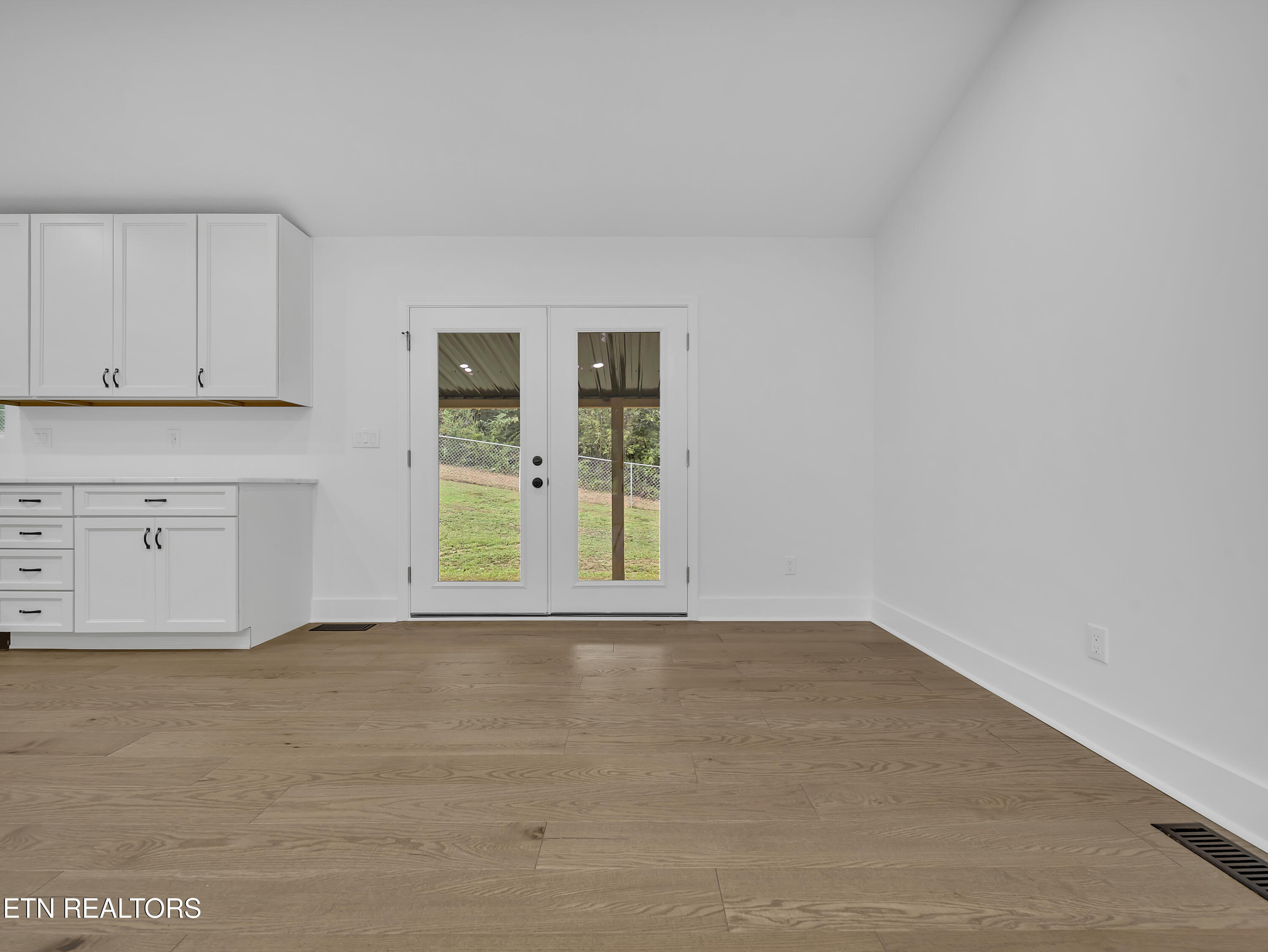 1823 Westside Park Drive