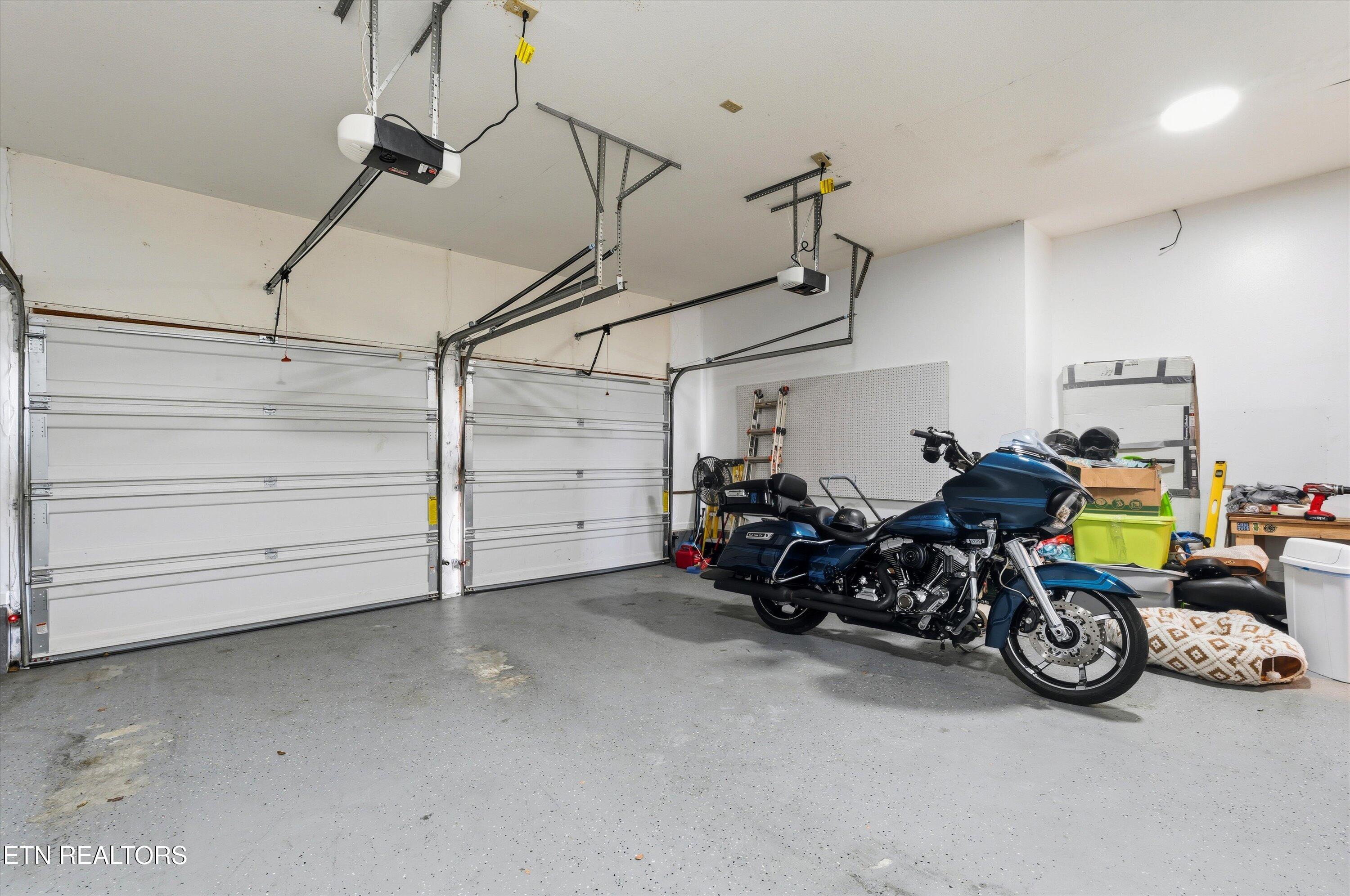 1053 Saint Johns Dr