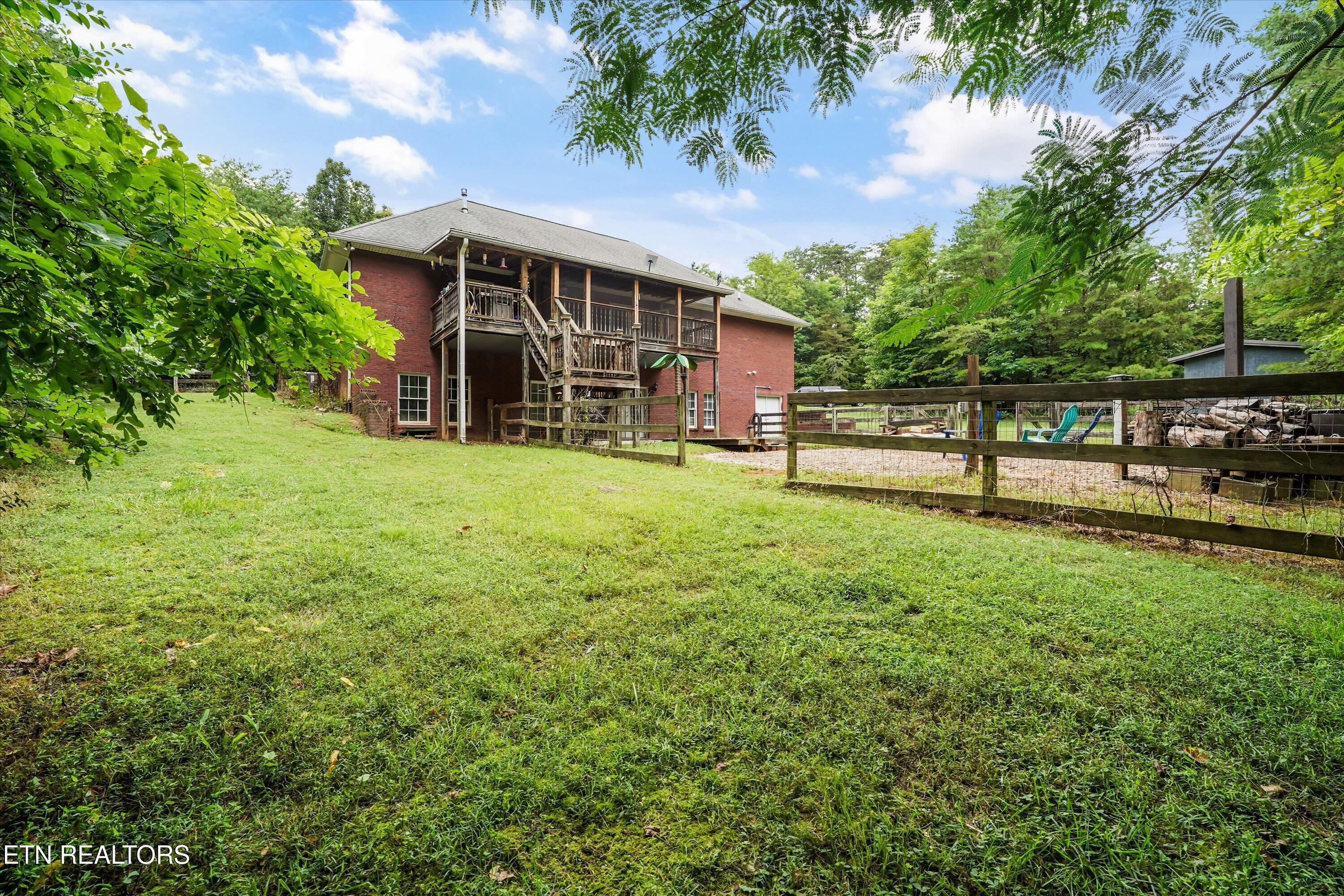 3727 Fox Creek Rd