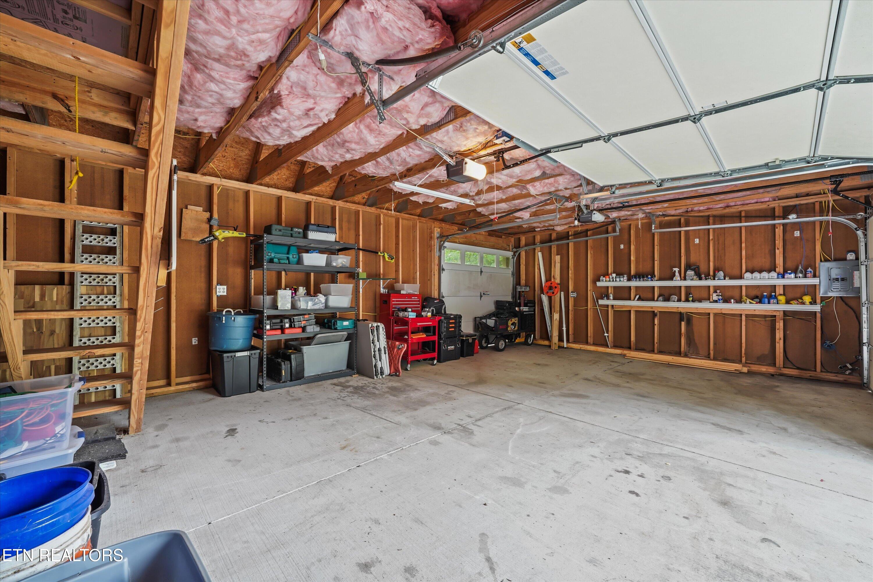 3727 Fox Creek Rd