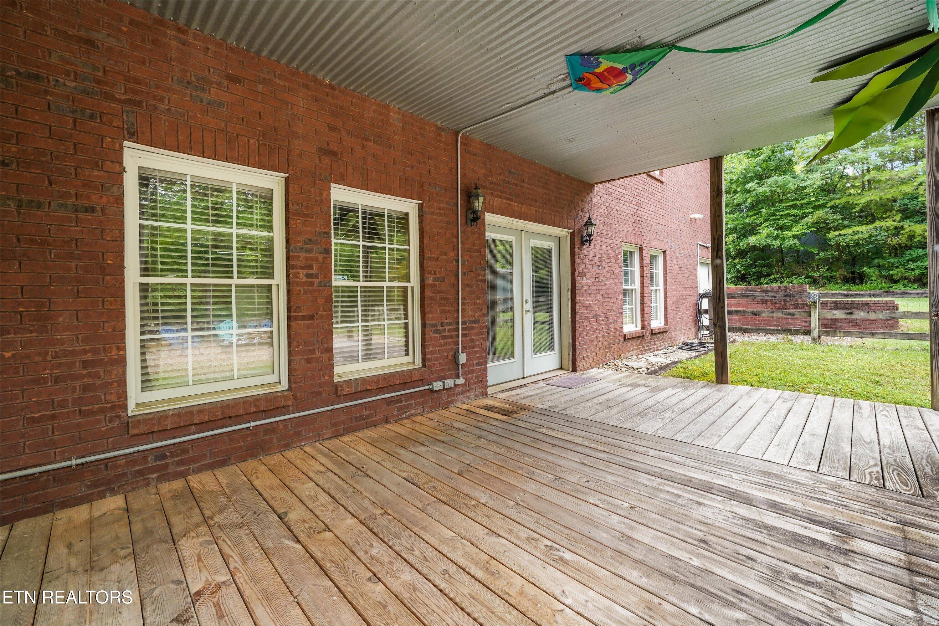 3727 Fox Creek Rd