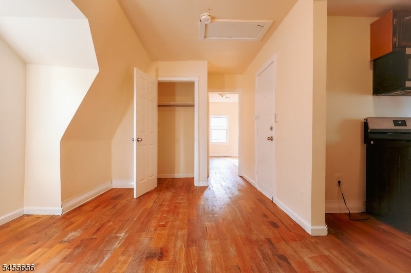 112 Chadwick Ave 3