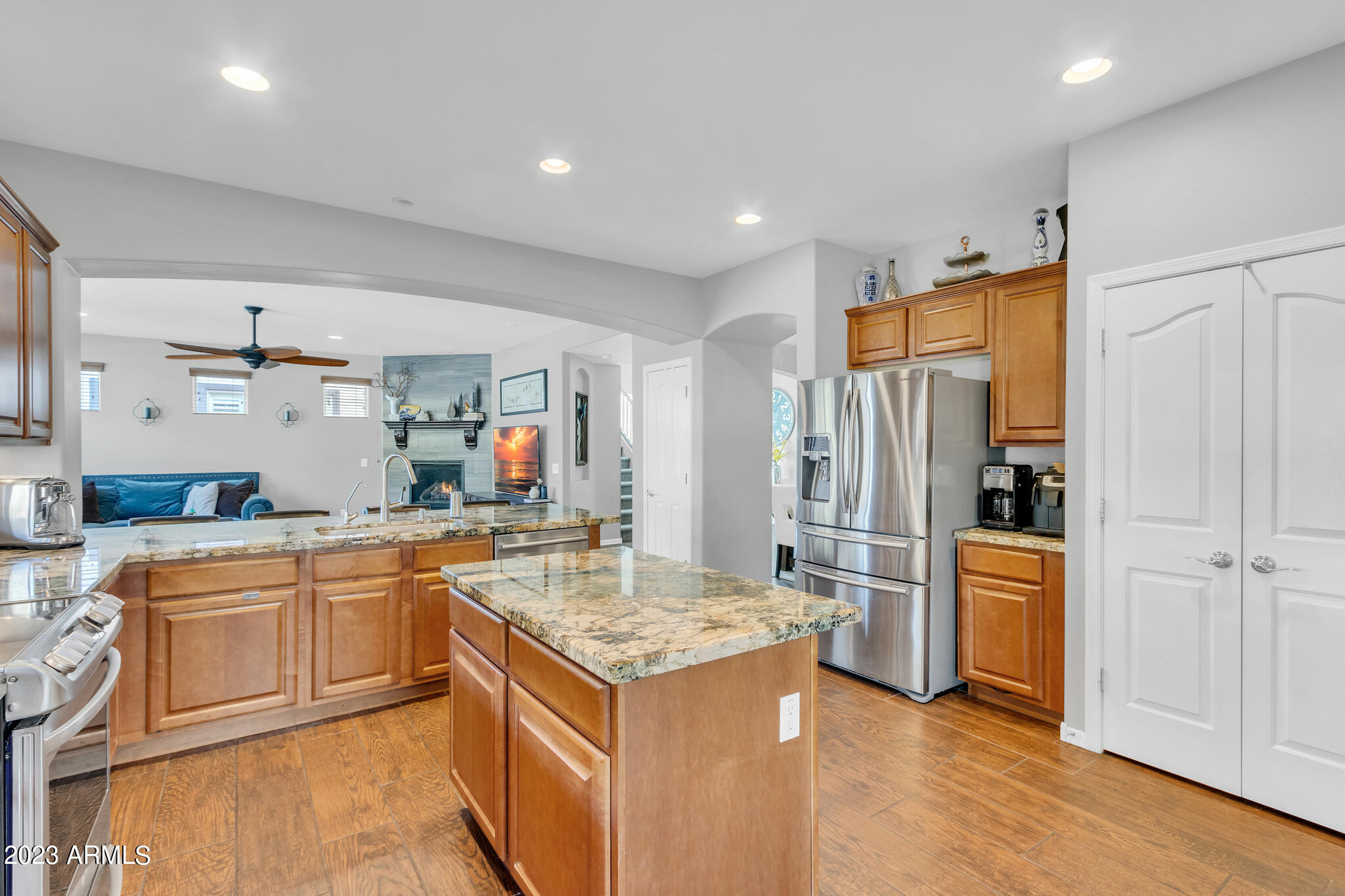 348 W BALSAM Drive