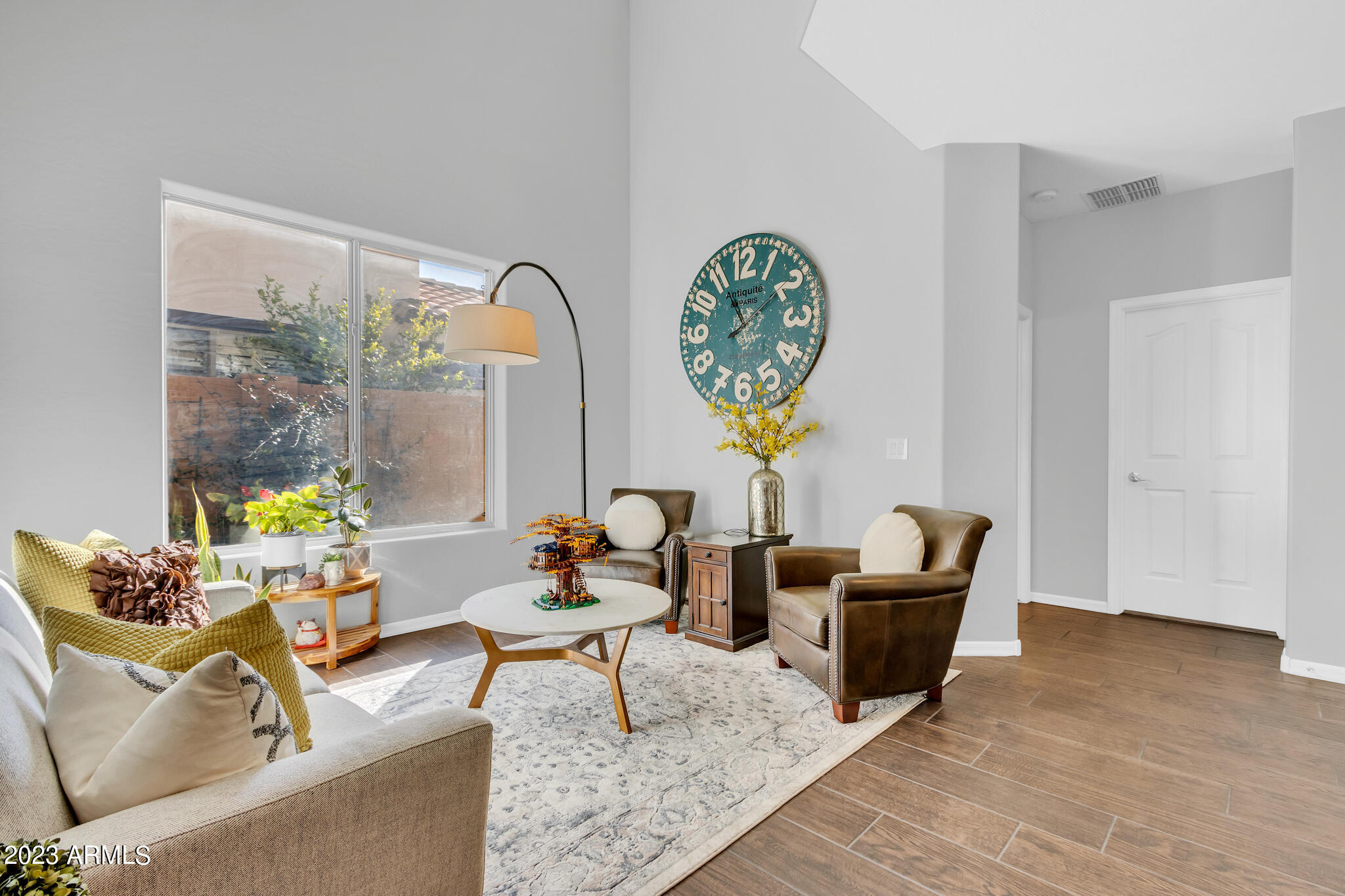 348 W BALSAM Drive