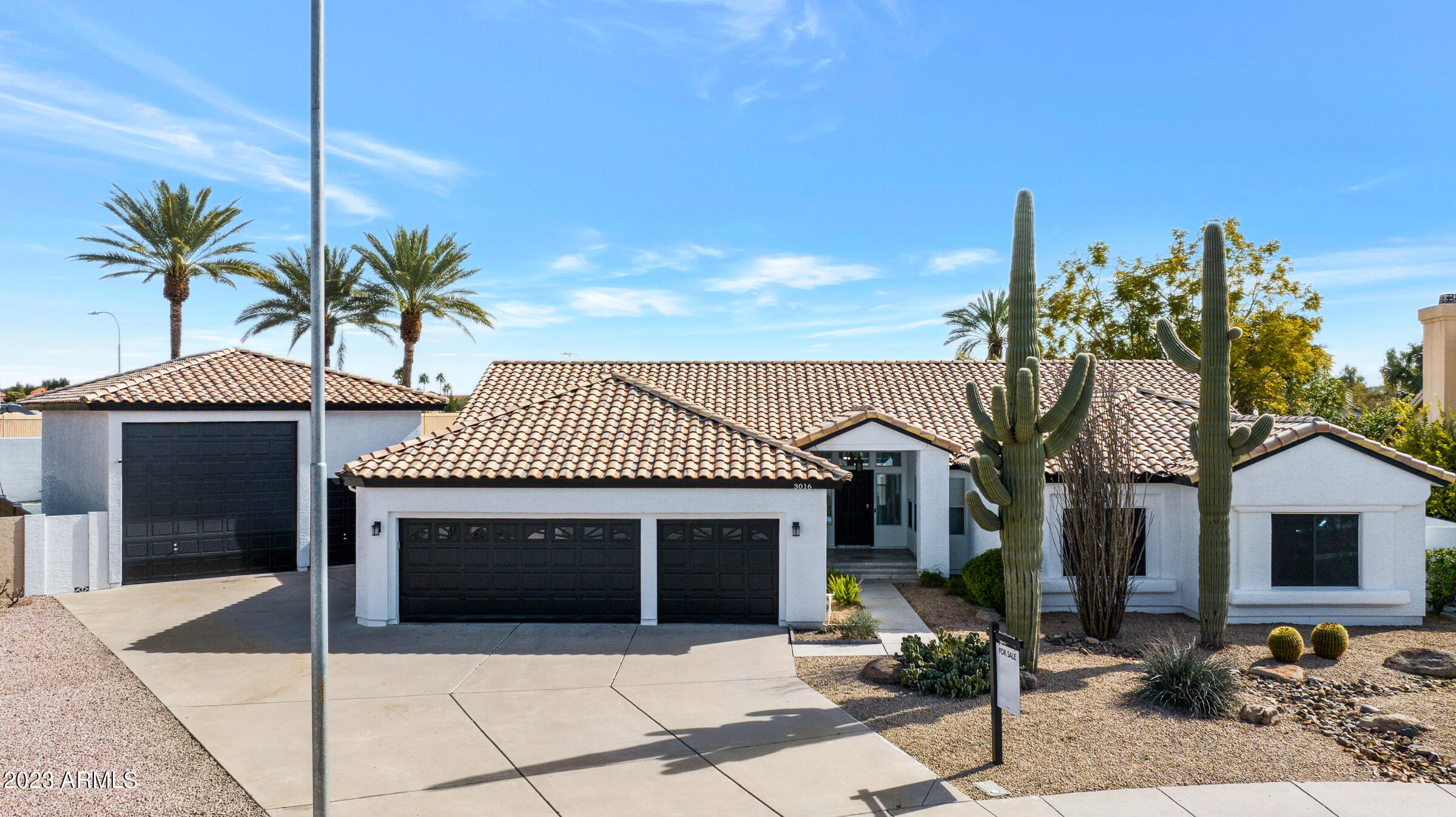 3016 W IRONWOOD Circle