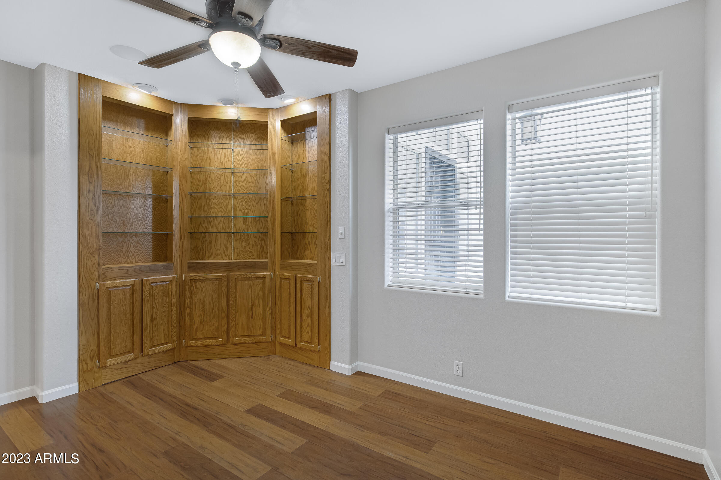 3016 W IRONWOOD Circle