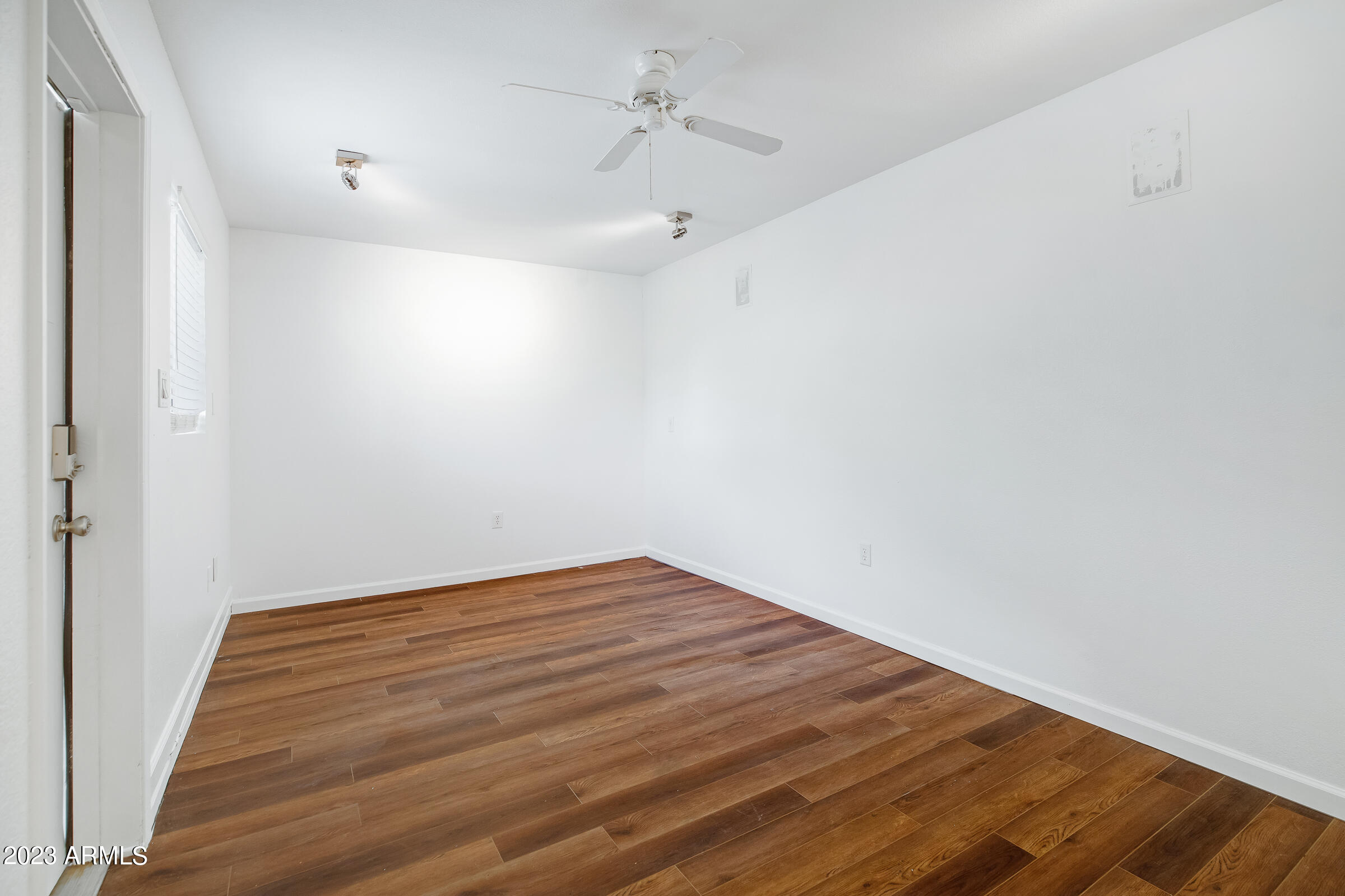 3016 W IRONWOOD Circle