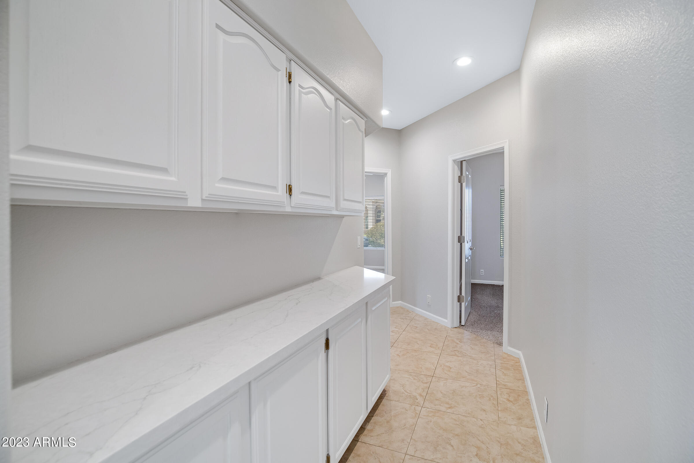 3016 W IRONWOOD Circle