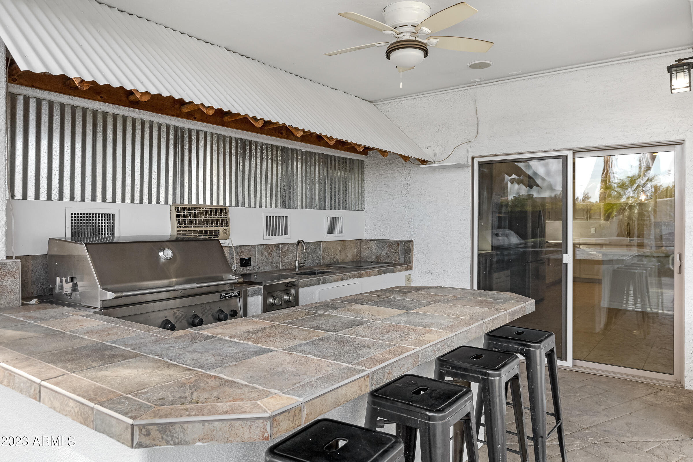 3016 W IRONWOOD Circle