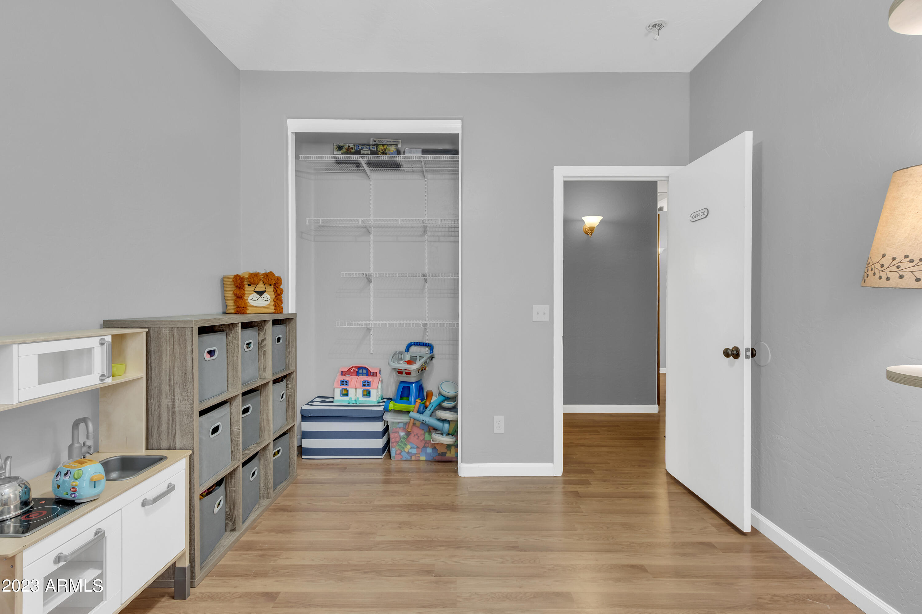 1938 E LIPIZZAN Drive