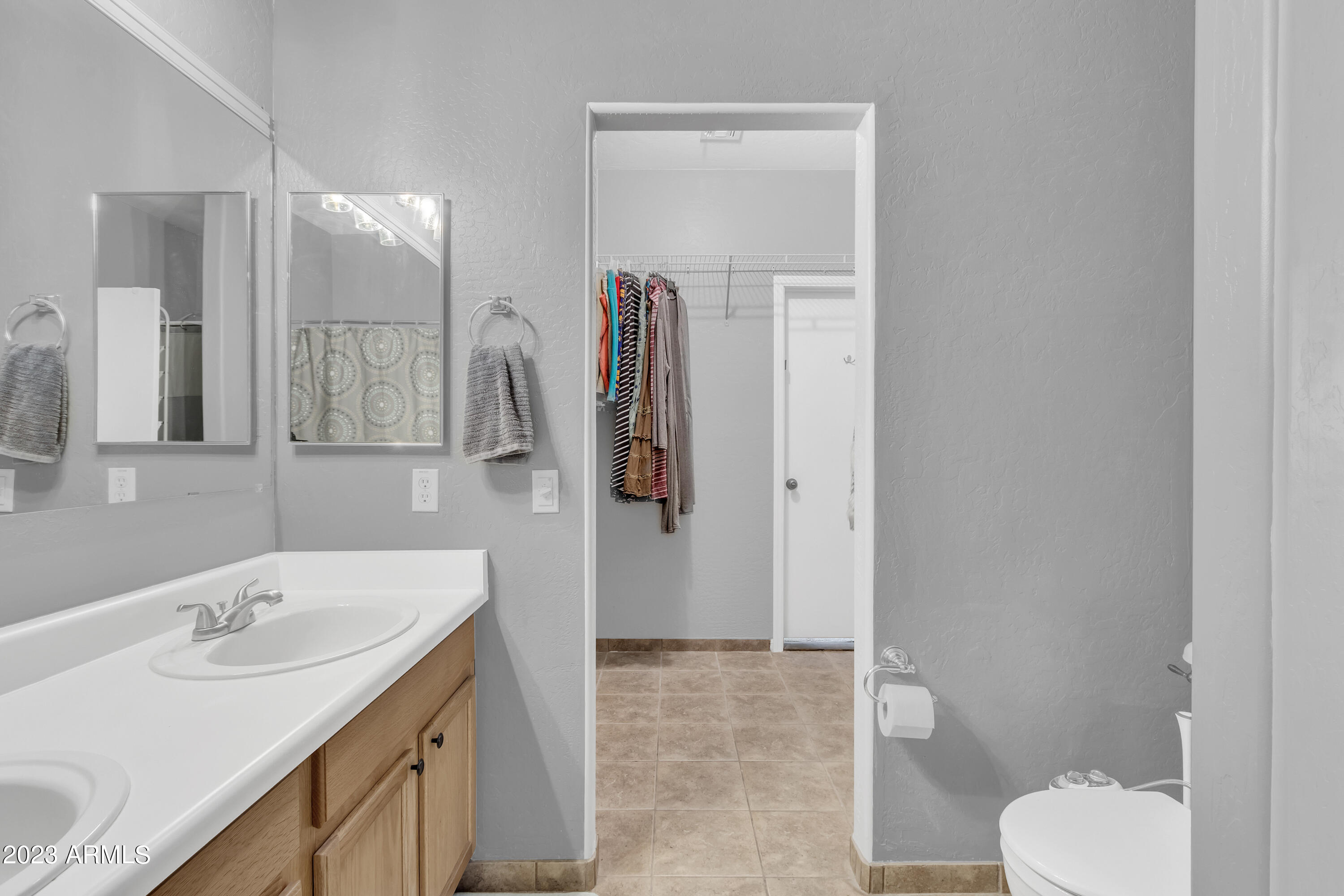 1938 E LIPIZZAN Drive