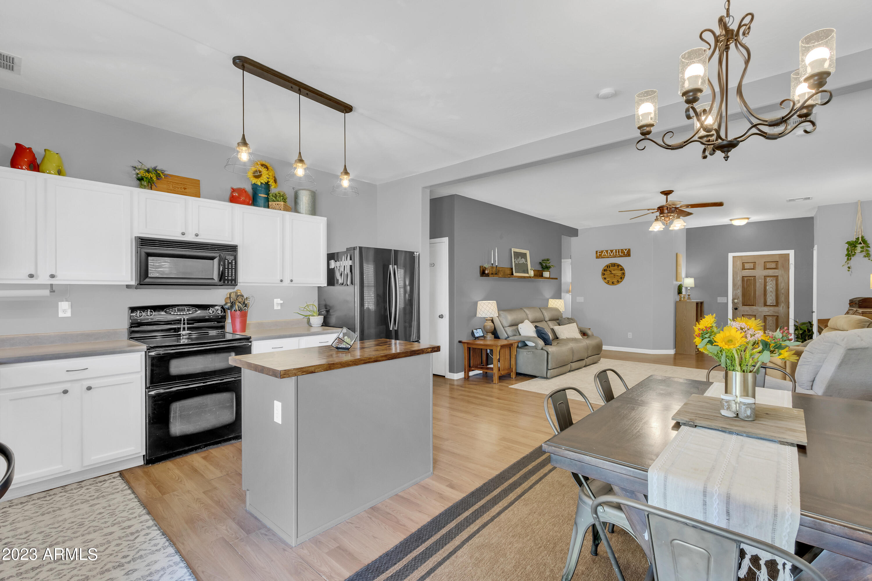 1938 E LIPIZZAN Drive