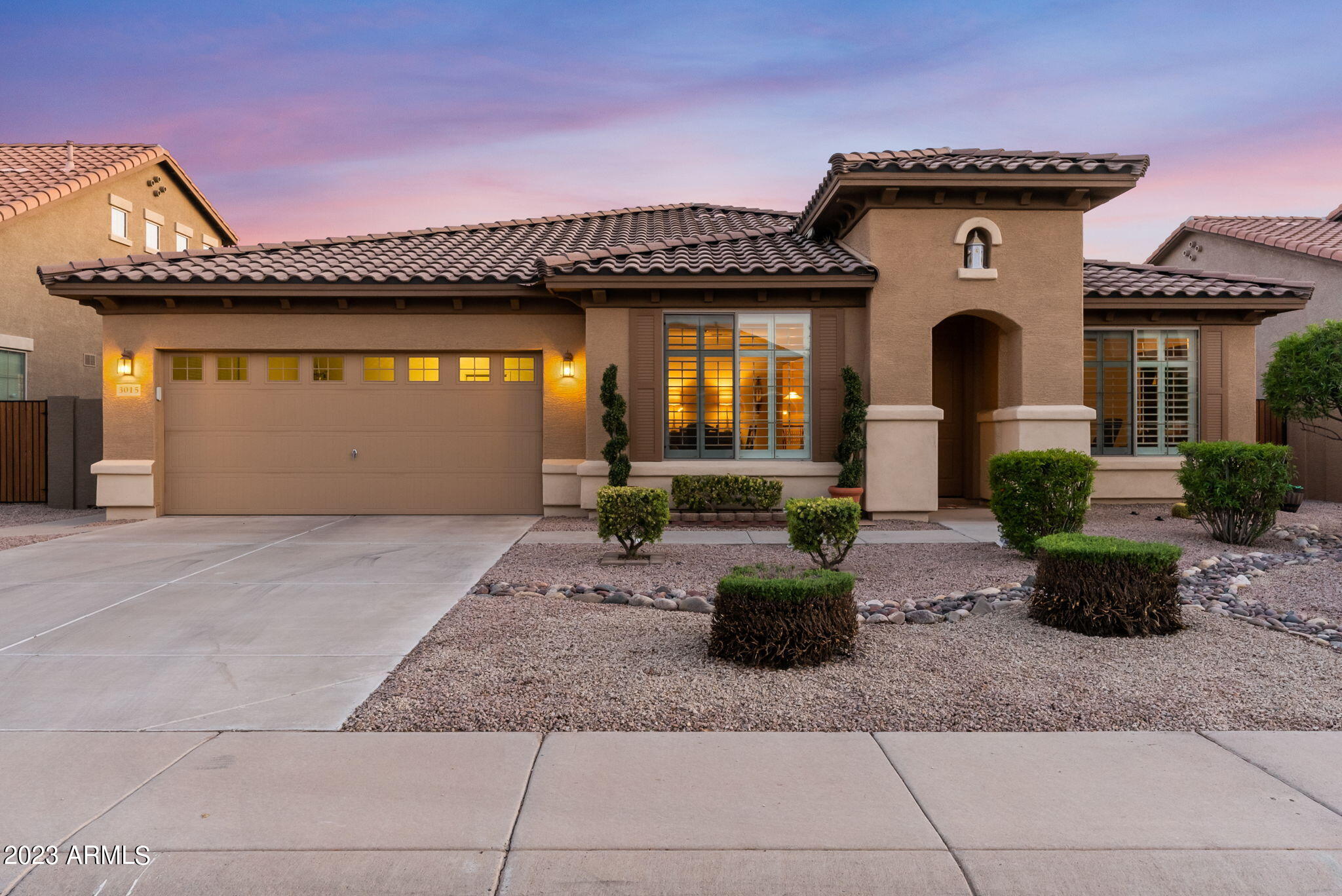 3015 E SPORTS Court
