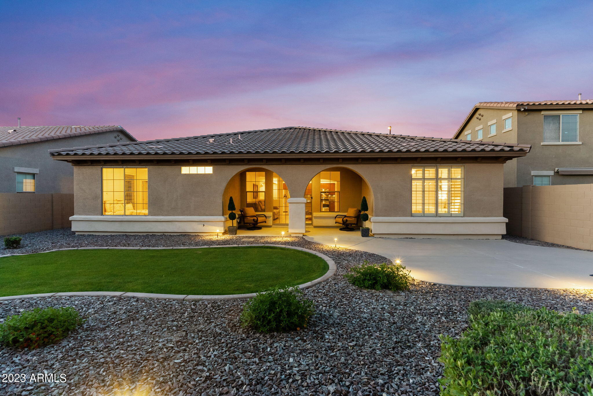 3015 E SPORTS Court