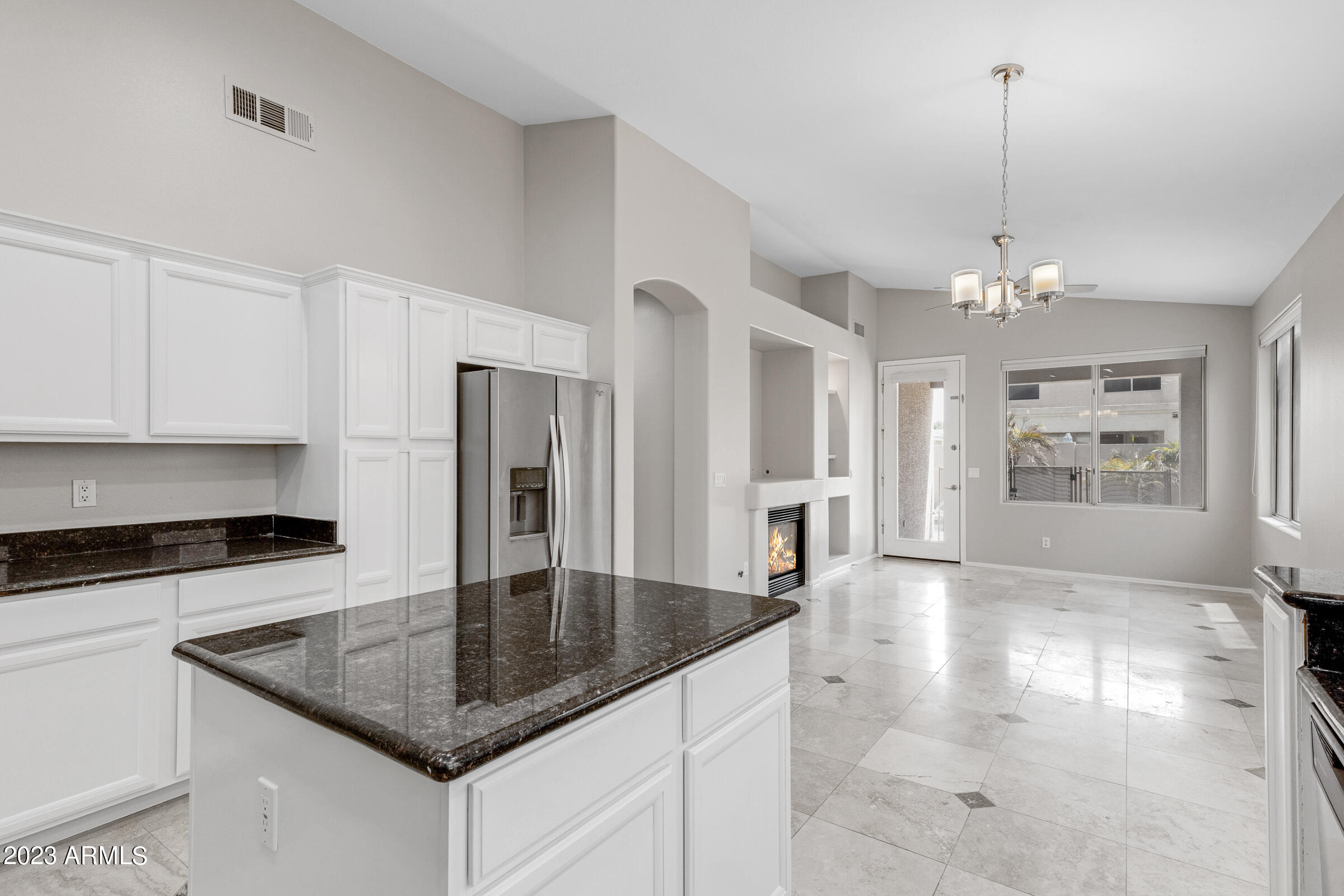 1339 W ENFIELD Way