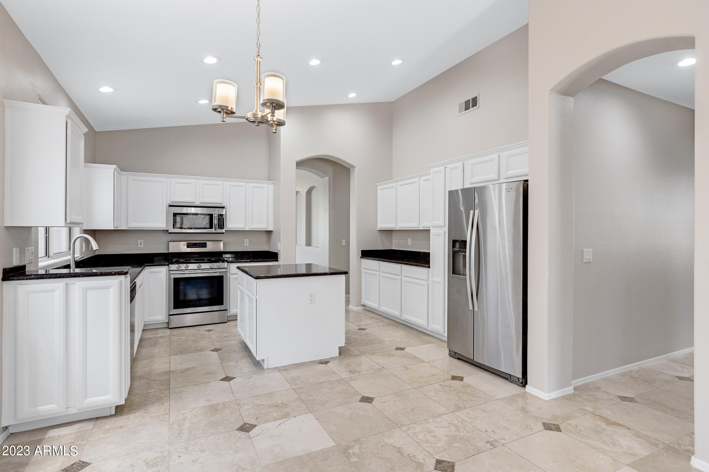 1339 W ENFIELD Way