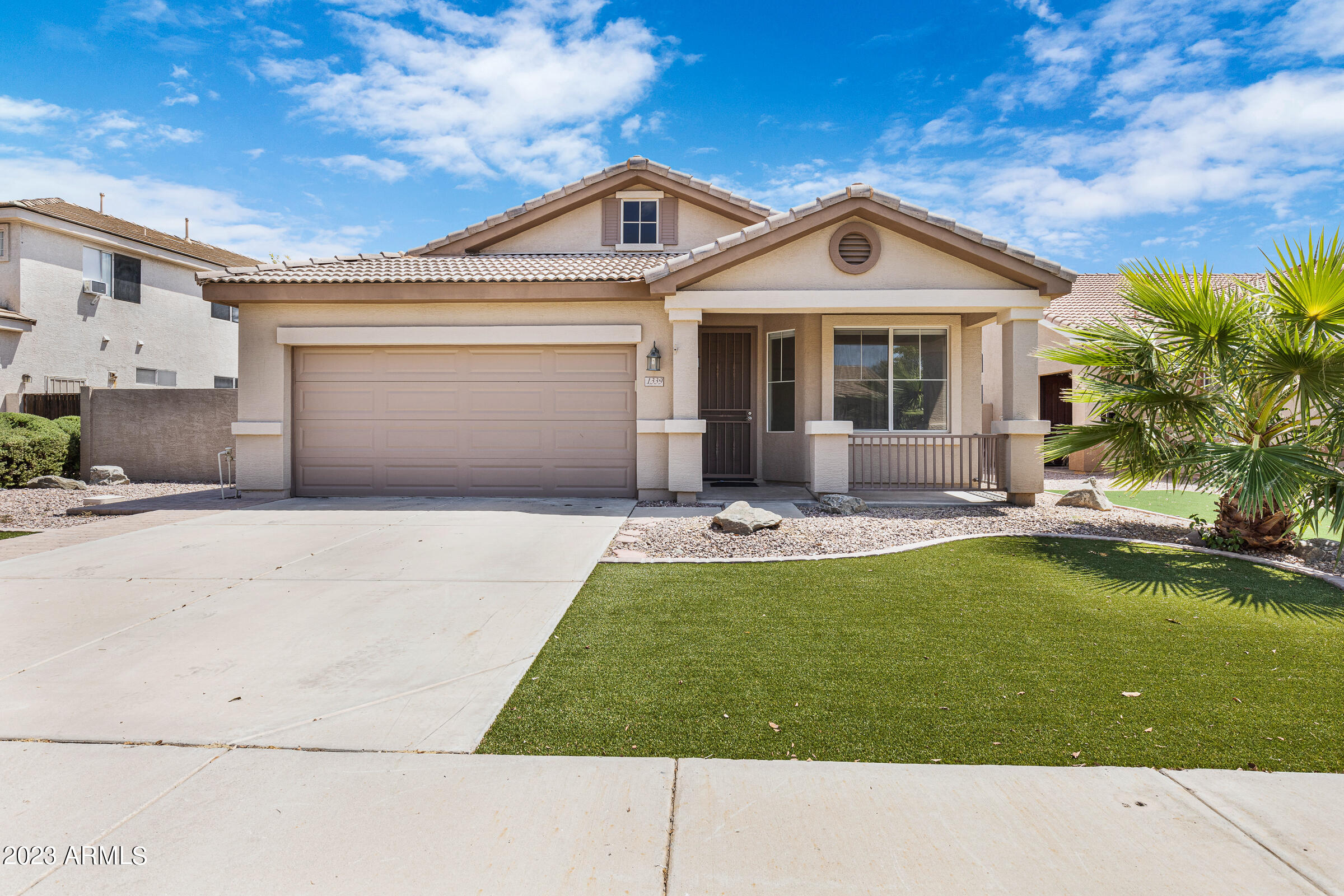 1339 W ENFIELD Way