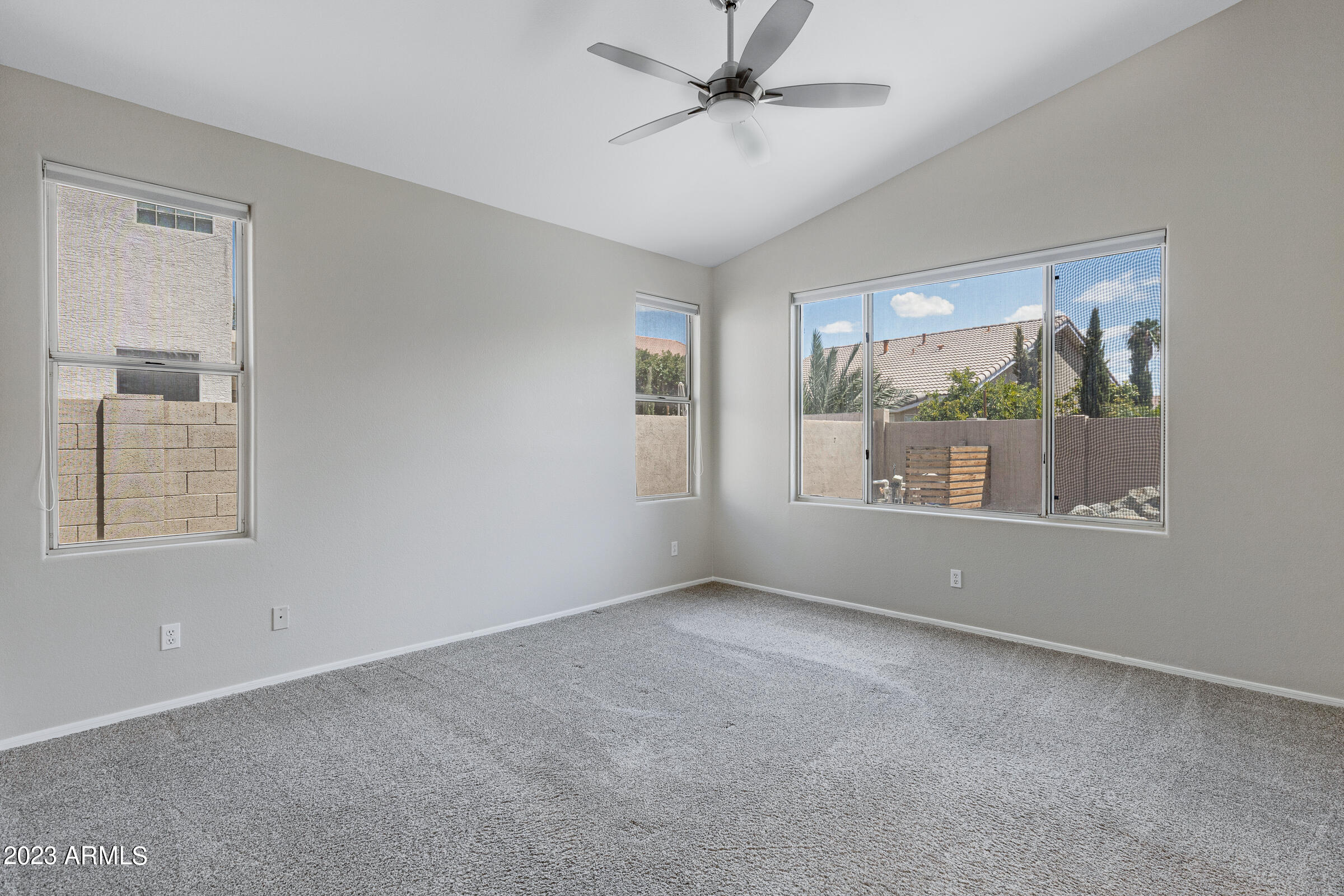 1339 W ENFIELD Way