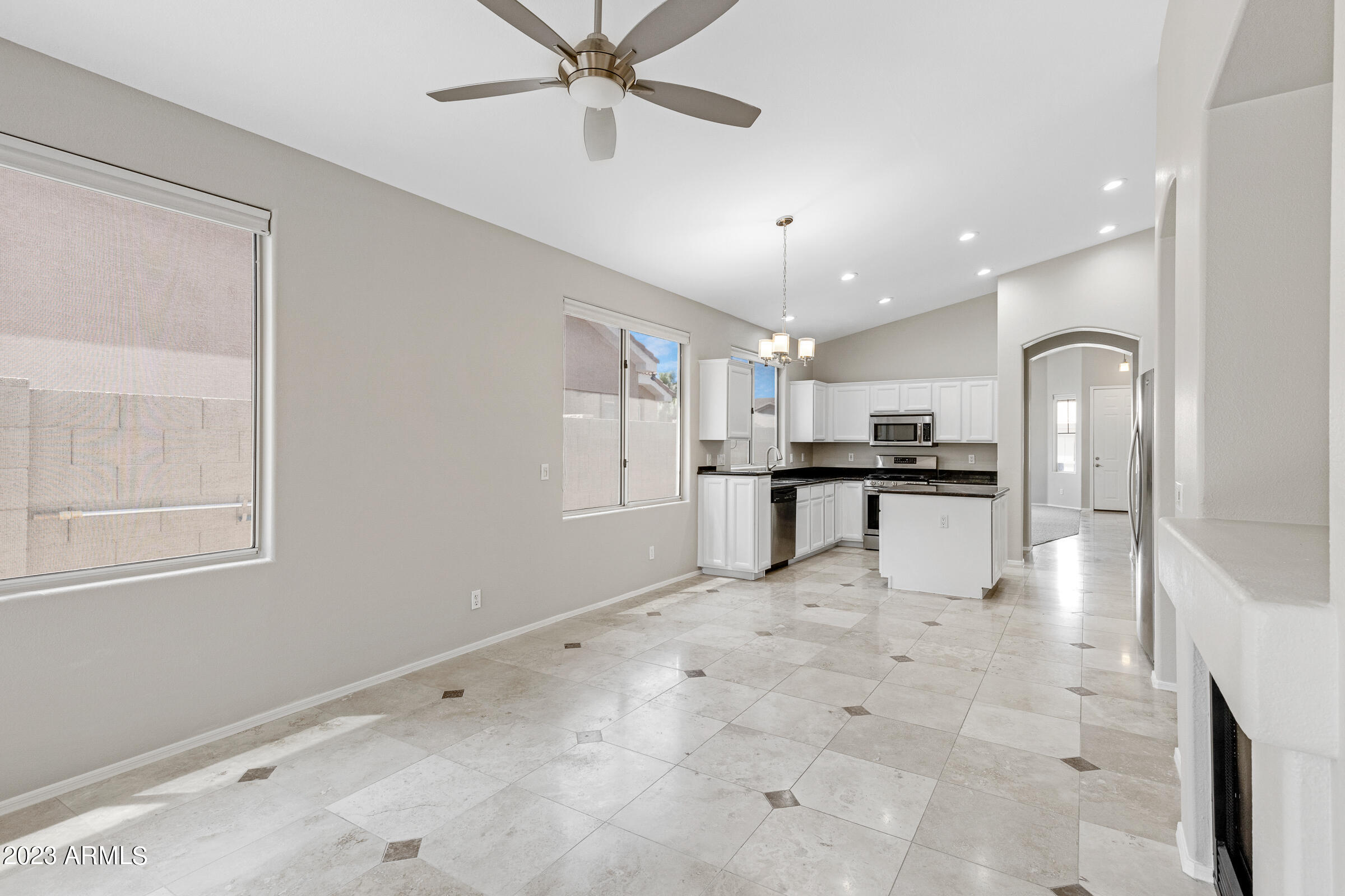 1339 W ENFIELD Way