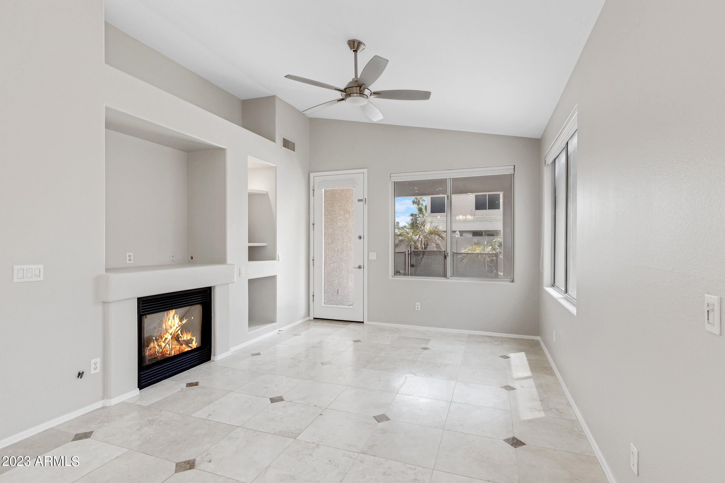1339 W ENFIELD Way