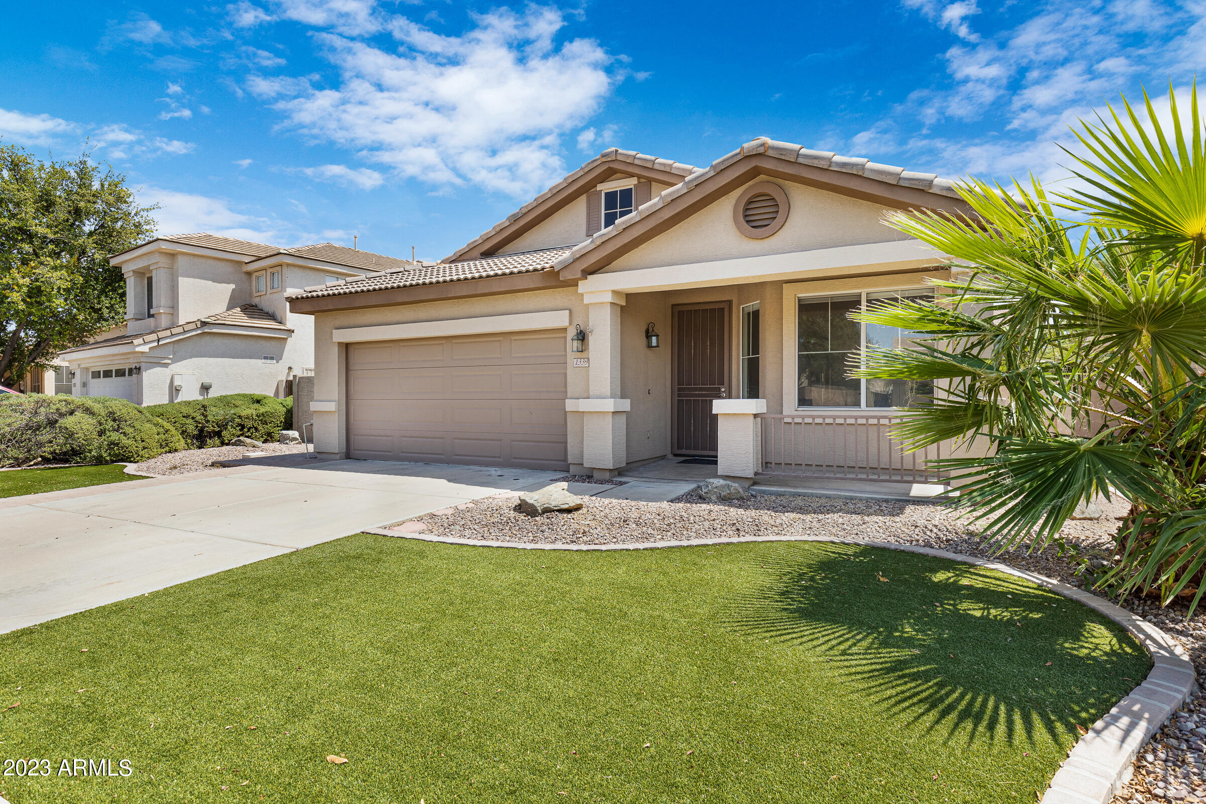 1339 W ENFIELD Way