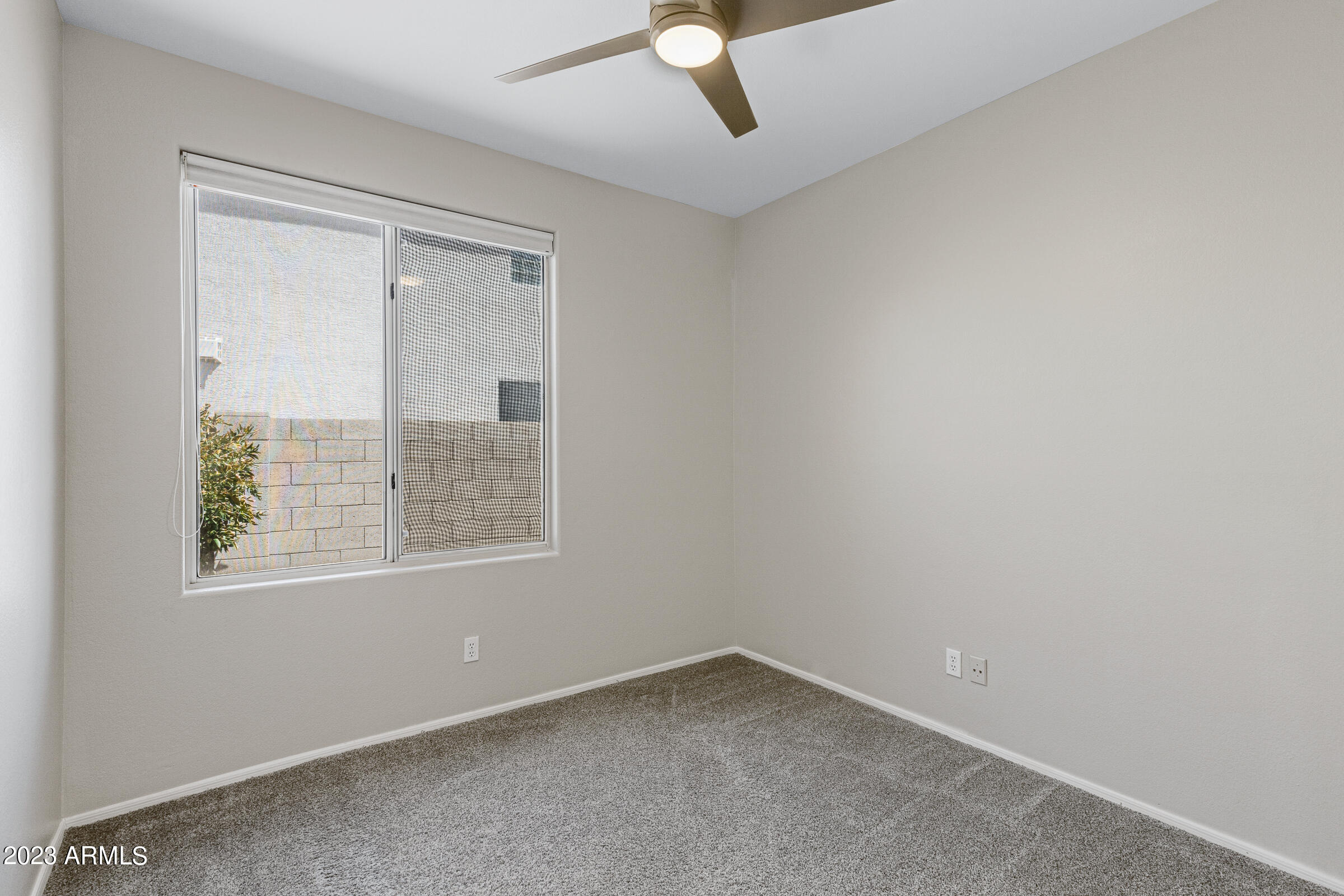 1339 W ENFIELD Way