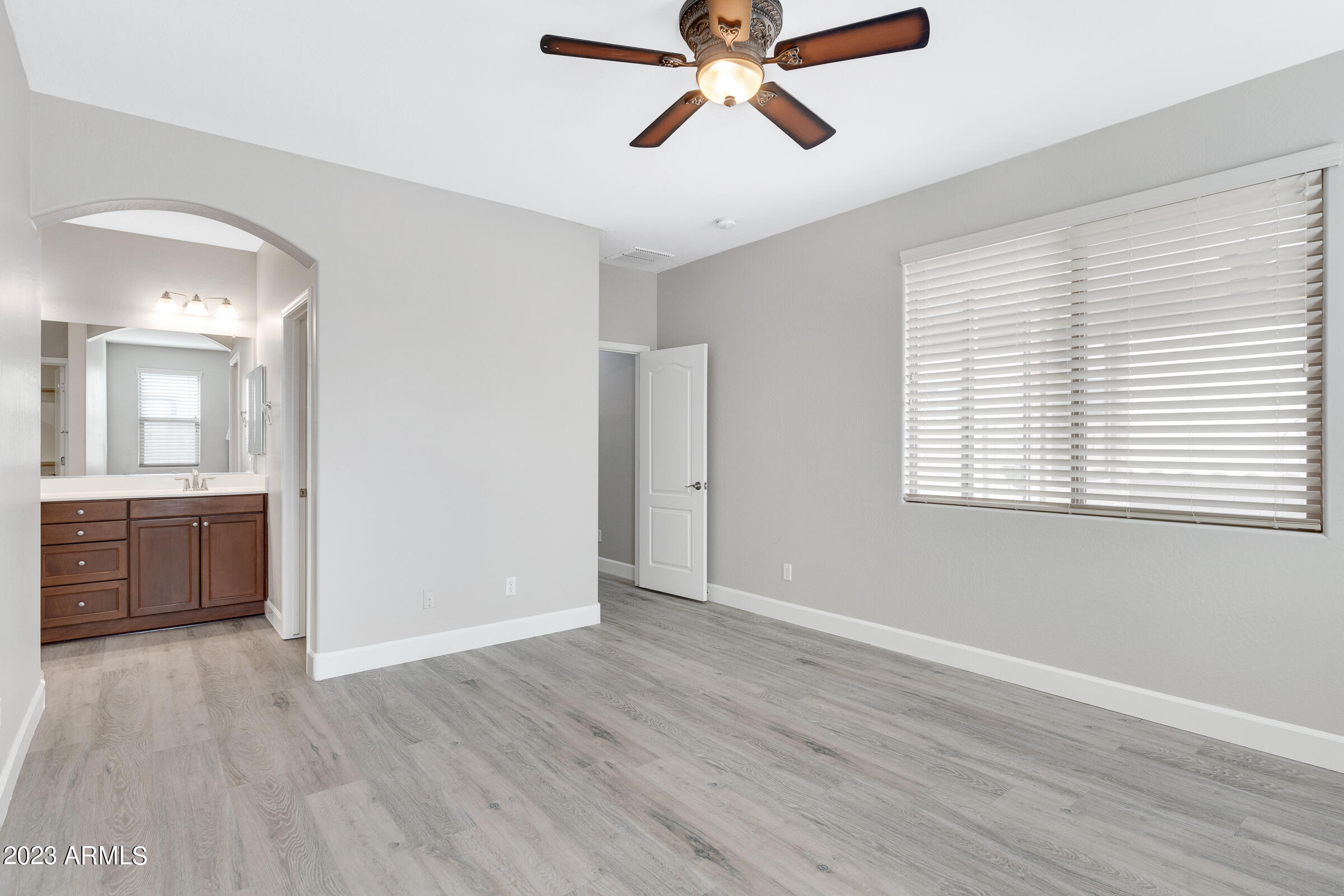 1469 S BUCKAROO Trail