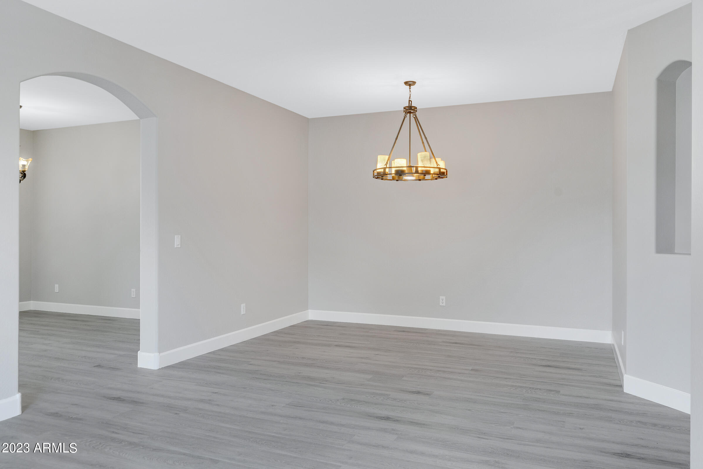 1469 S BUCKAROO Trail