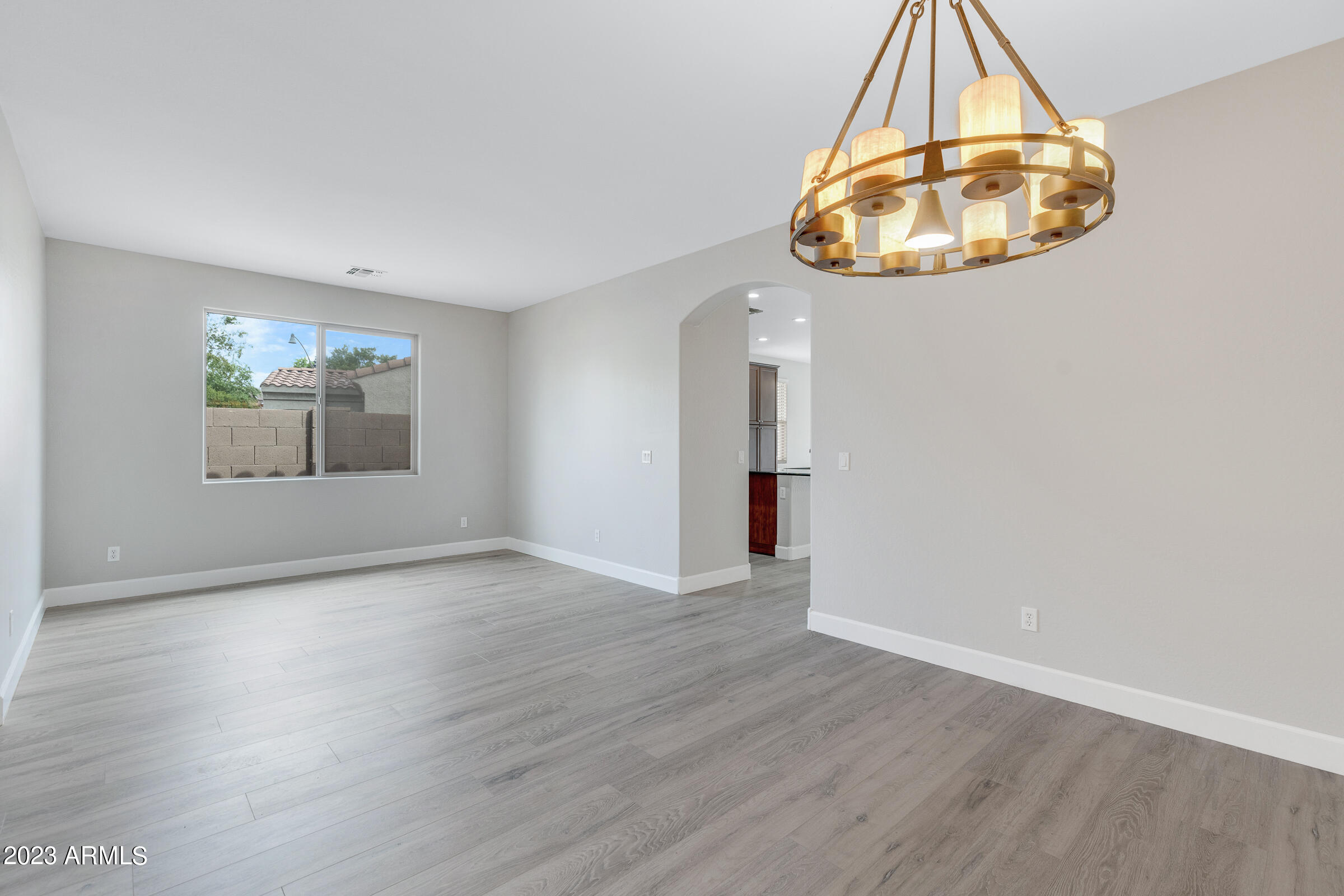 1469 S BUCKAROO Trail