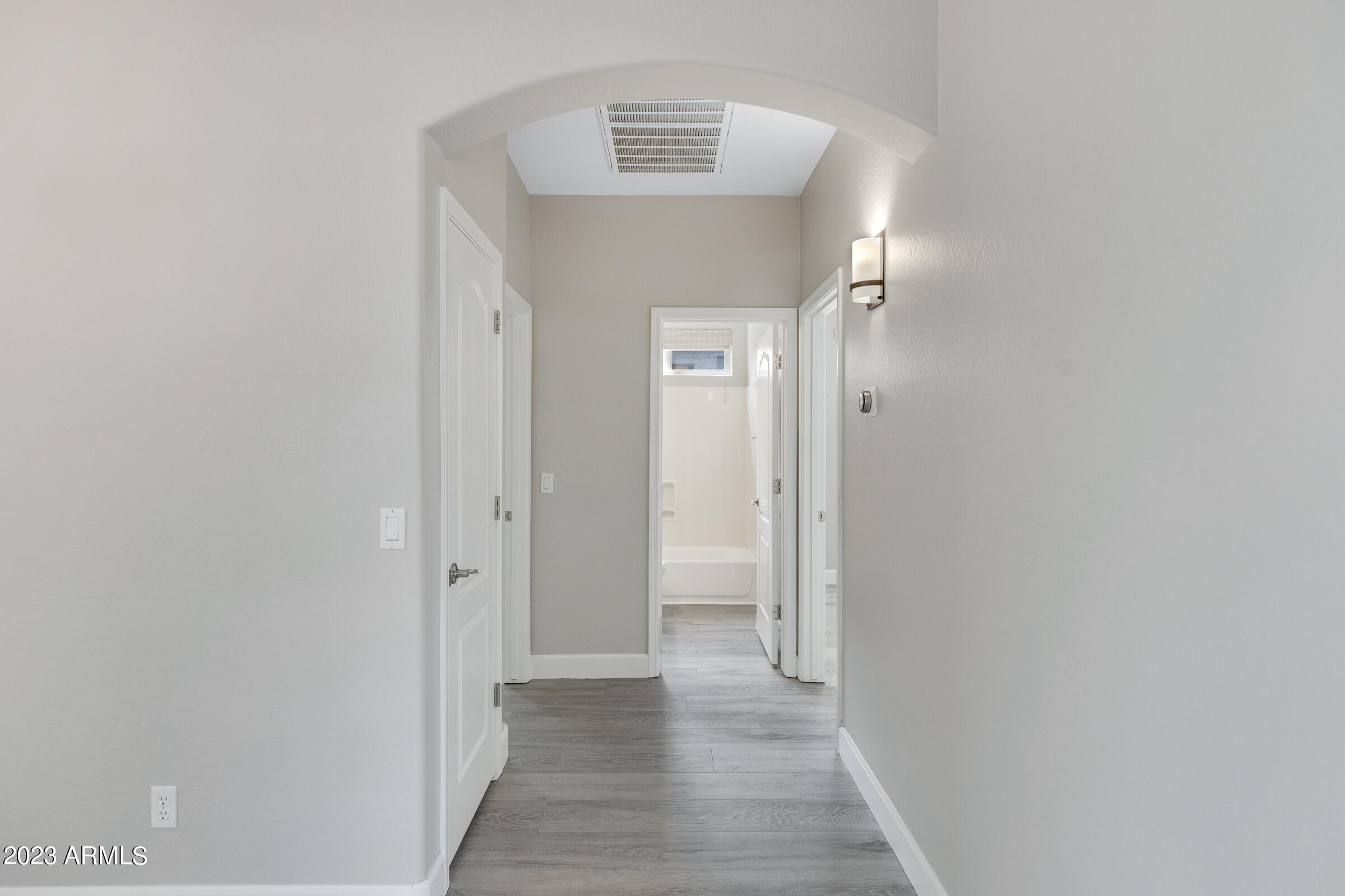 1469 S BUCKAROO Trail
