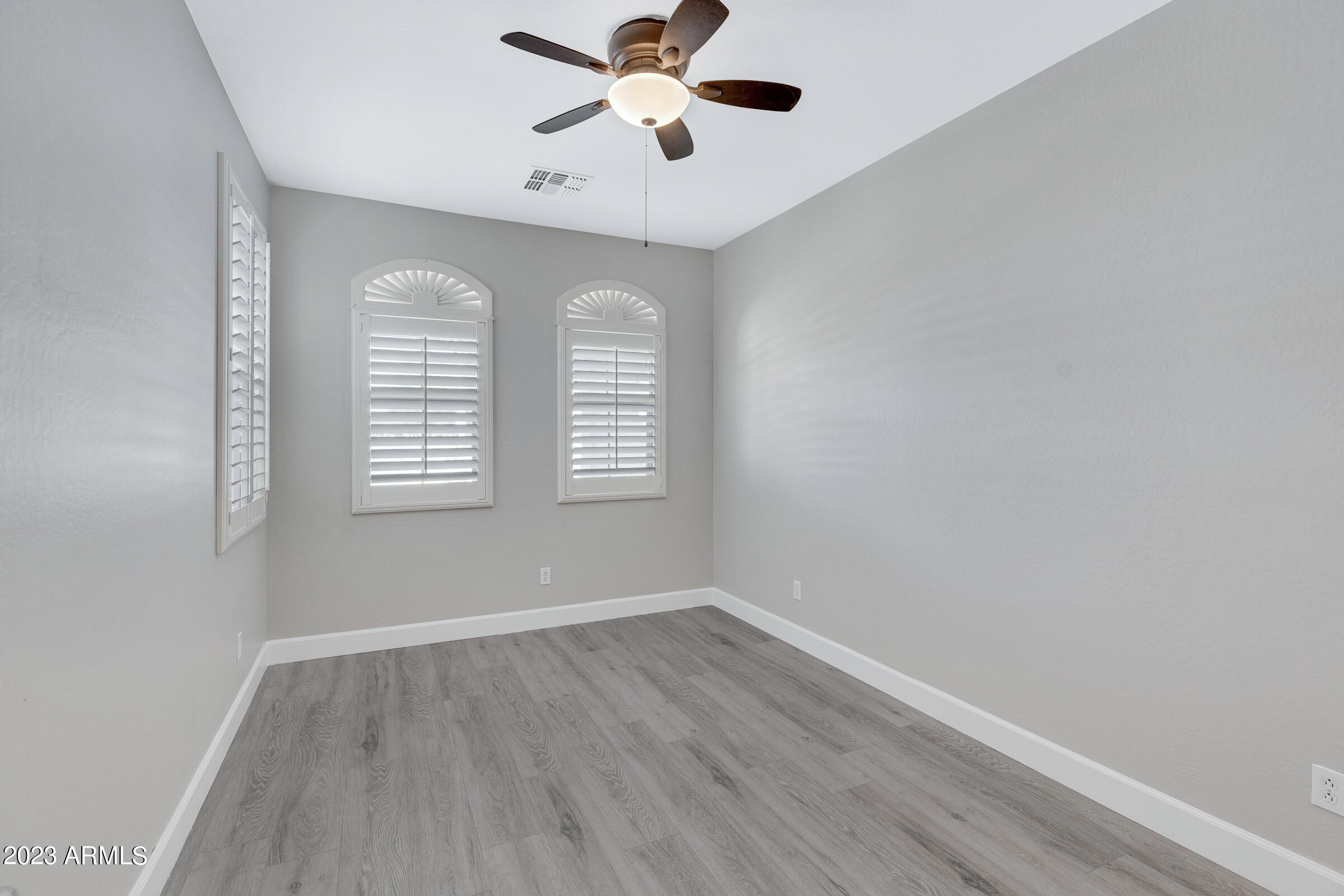 1469 S BUCKAROO Trail