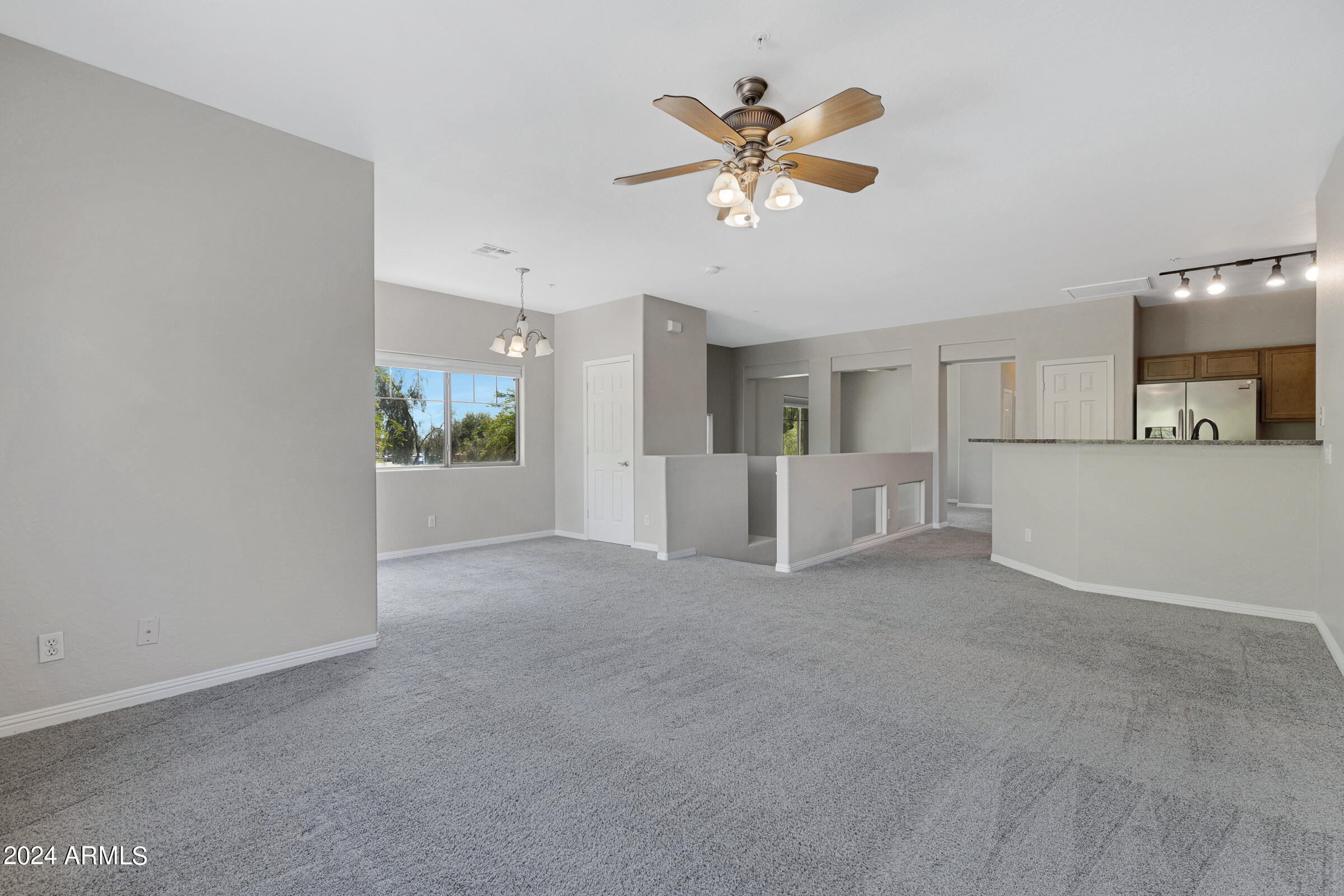 2831 E SOUTHERN Avenue # 209