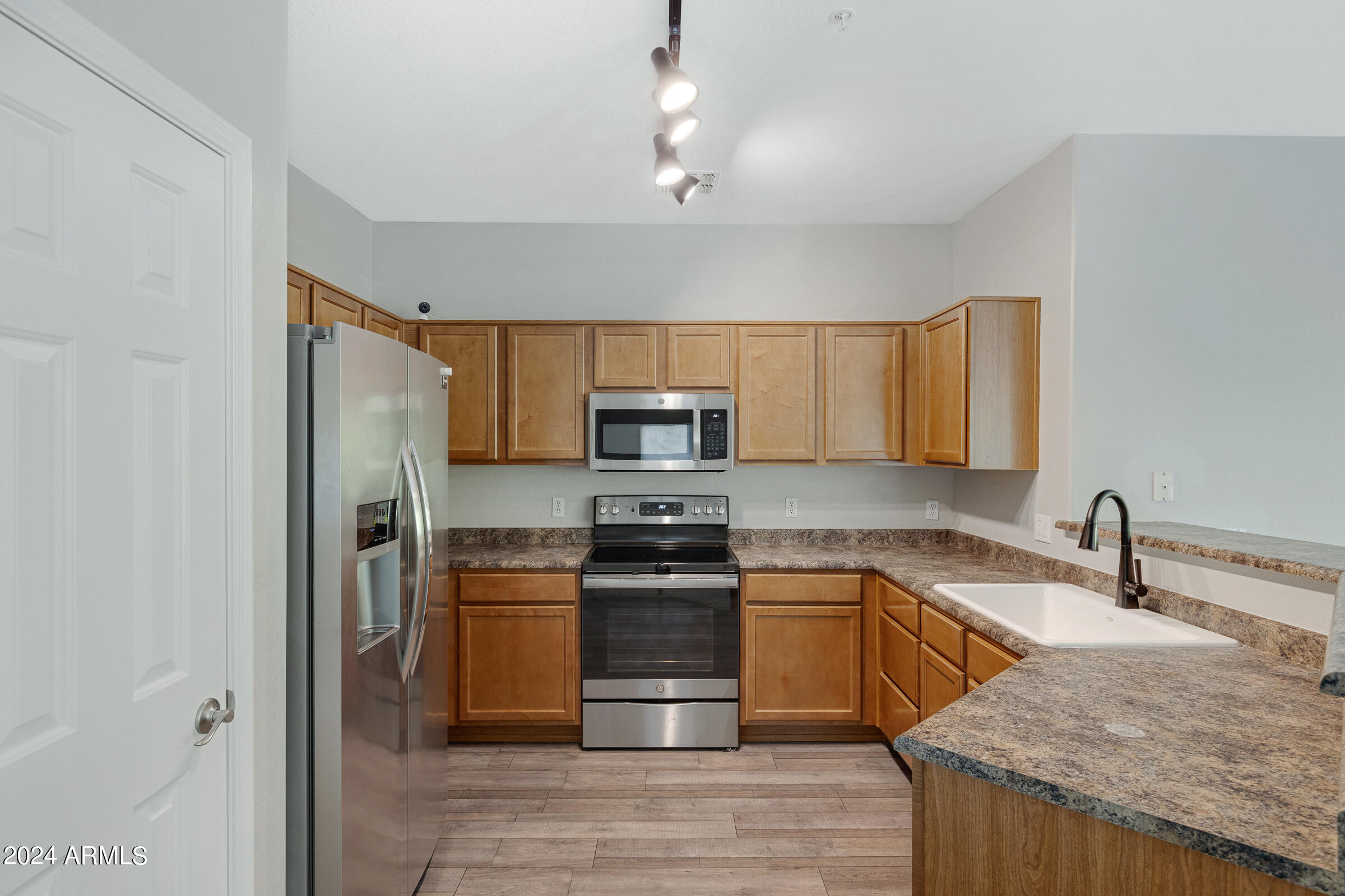 2831 E SOUTHERN Avenue # 209