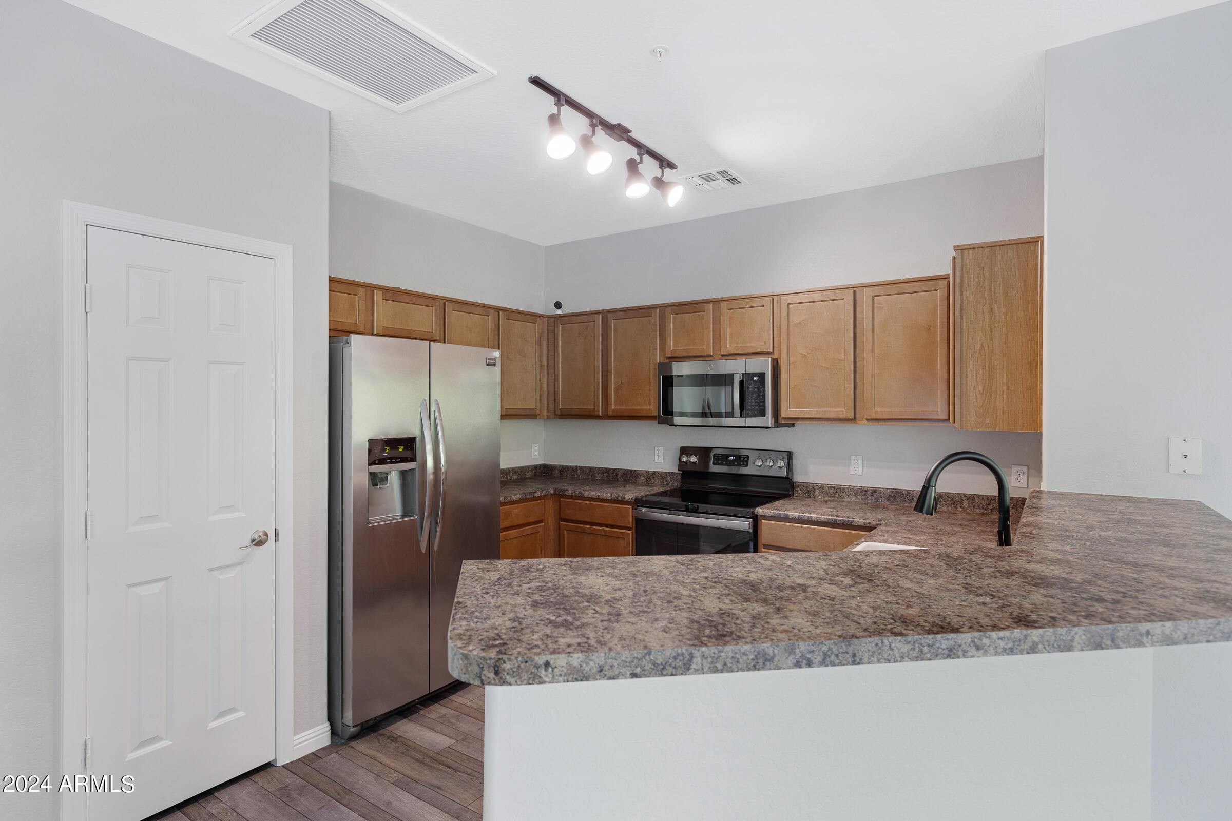 2831 E SOUTHERN Avenue # 209