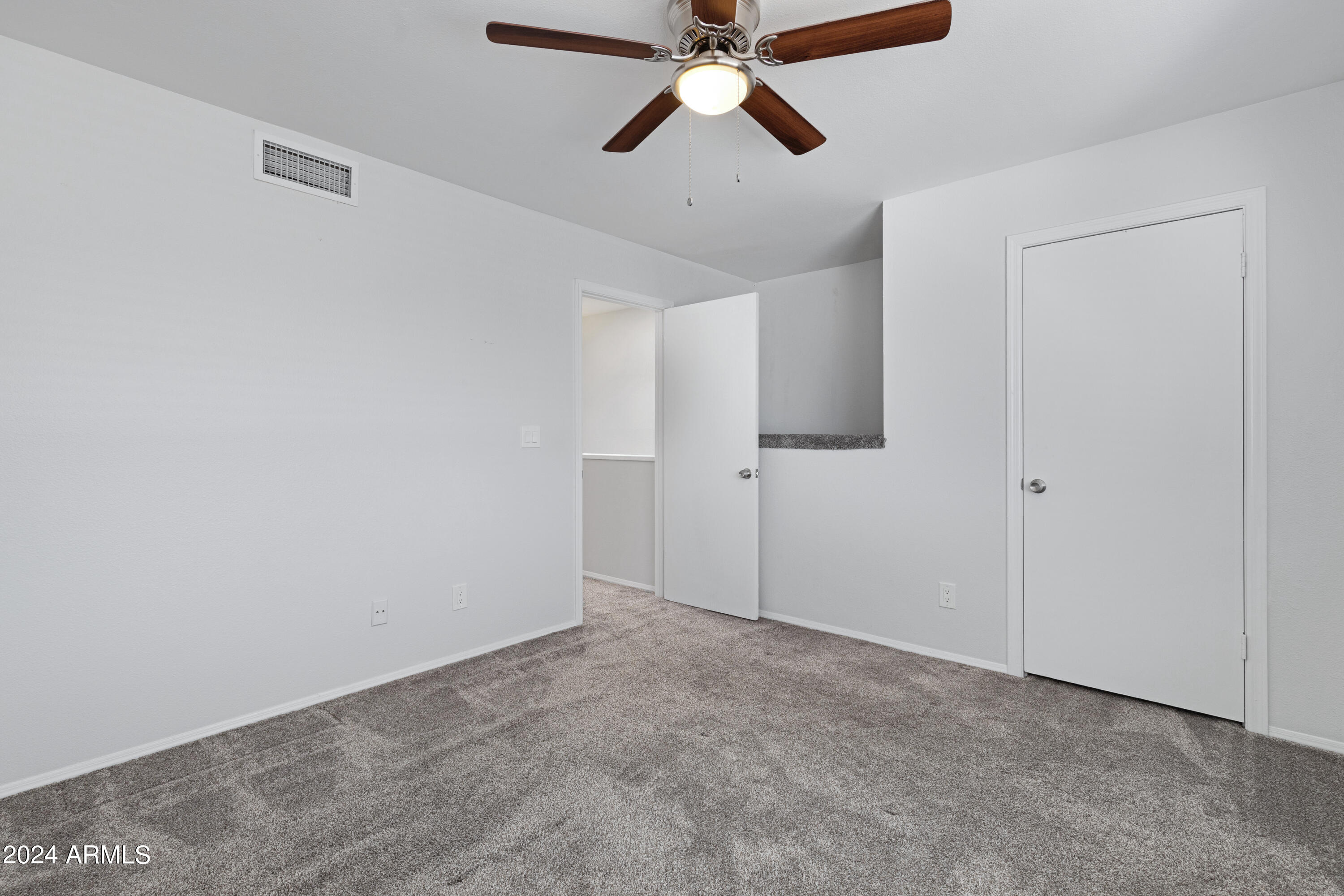 818 W 14TH Street