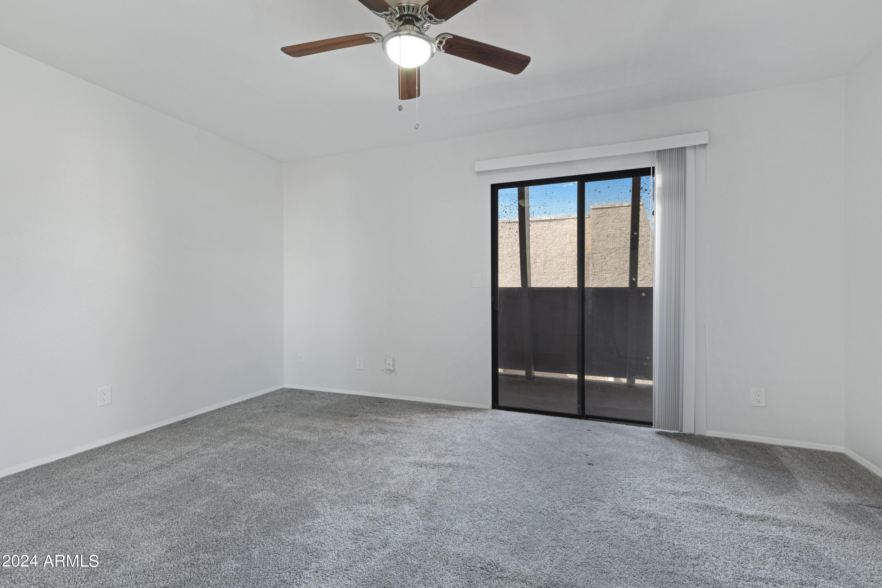 818 W 14TH Street