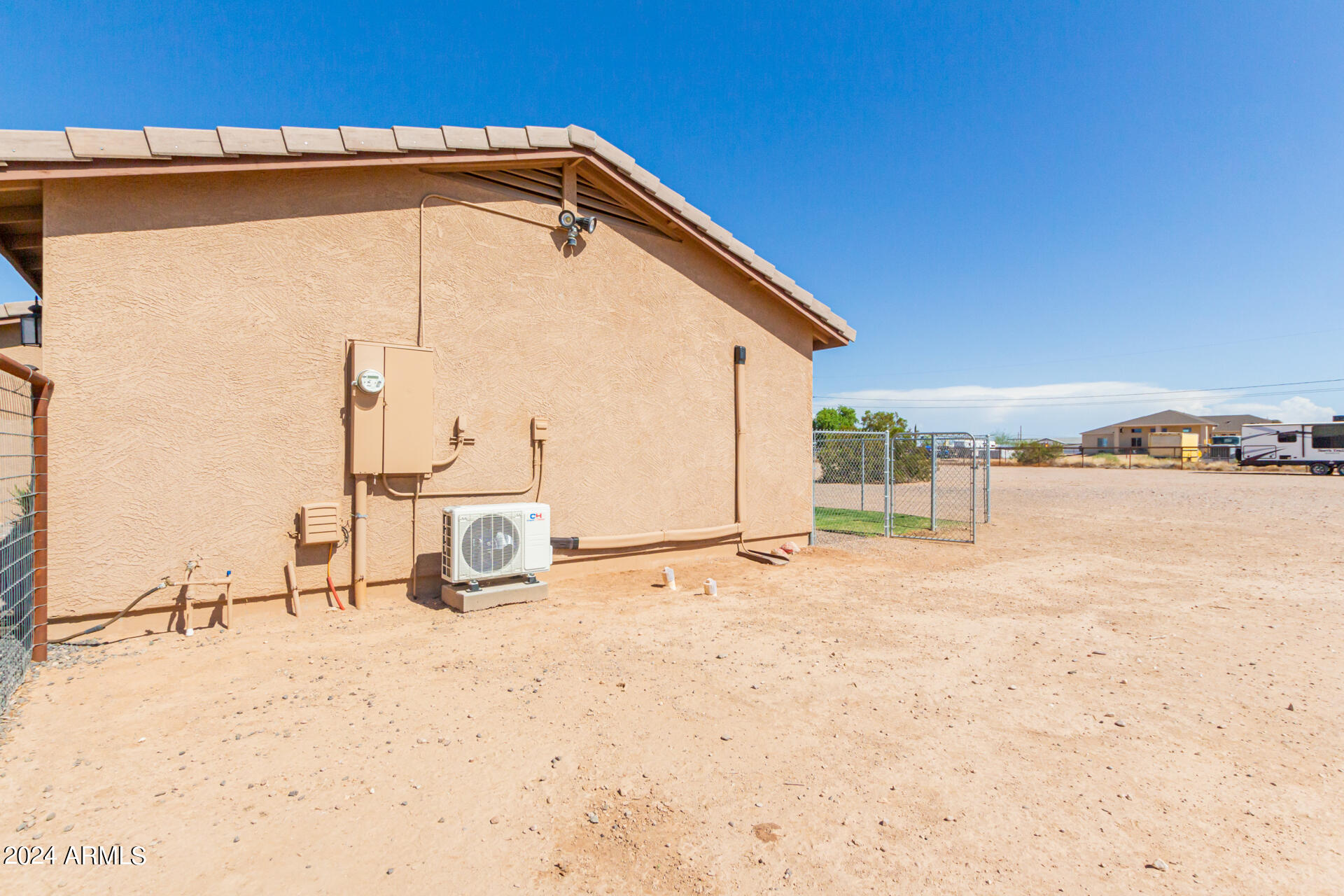 6065 E RED BIRD Lane
