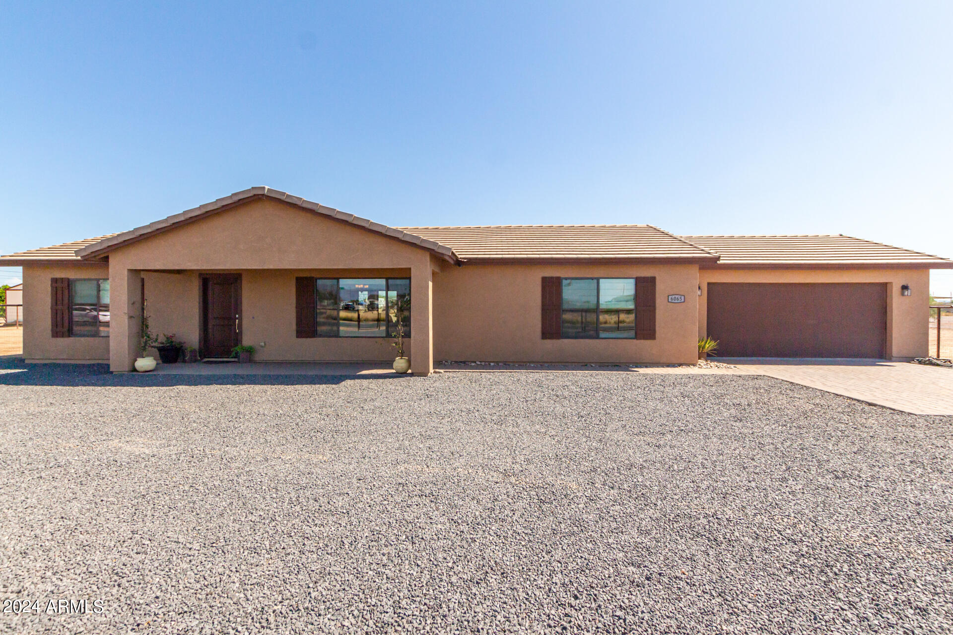 6065 E RED BIRD Lane