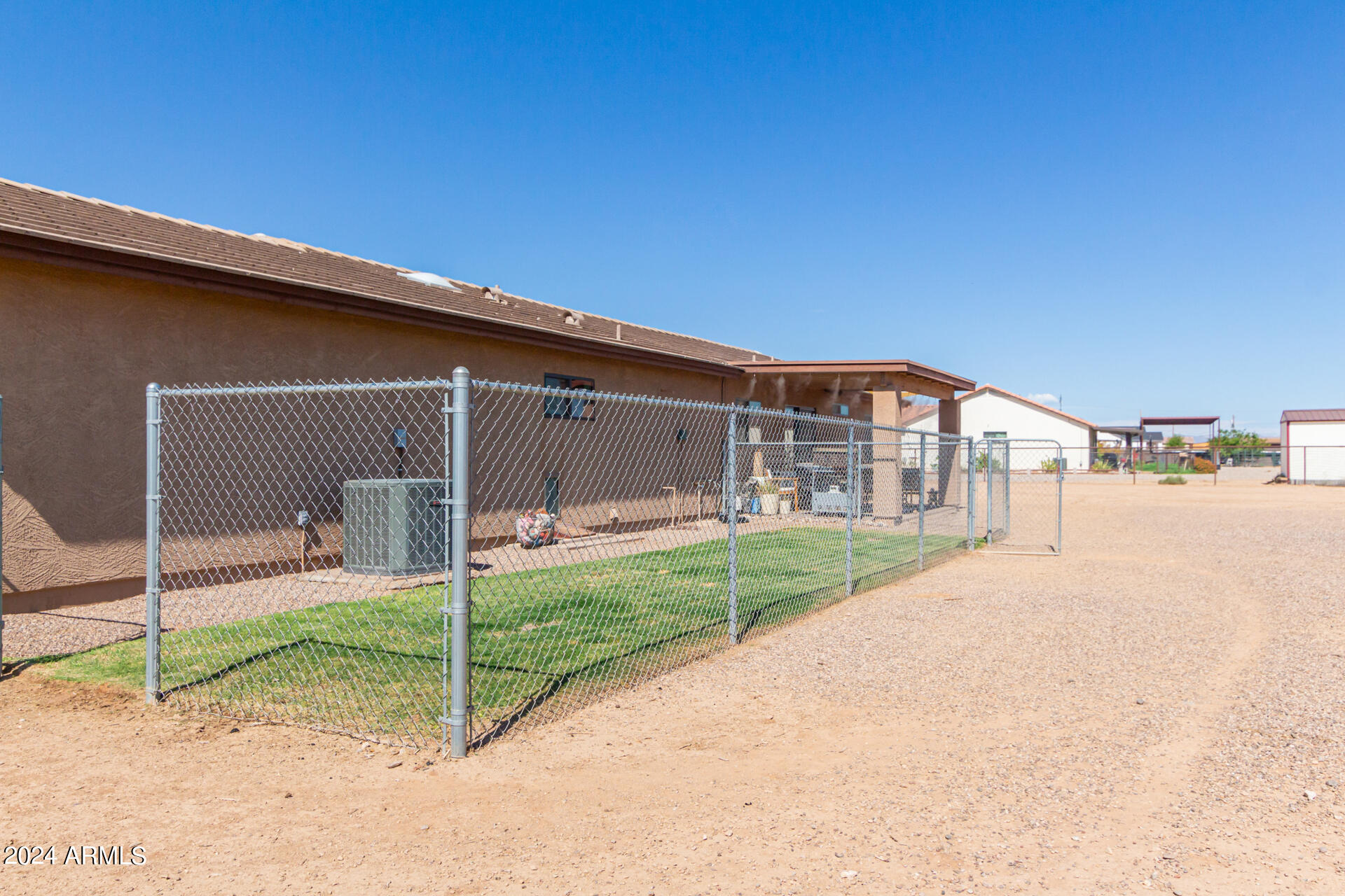 6065 E RED BIRD Lane