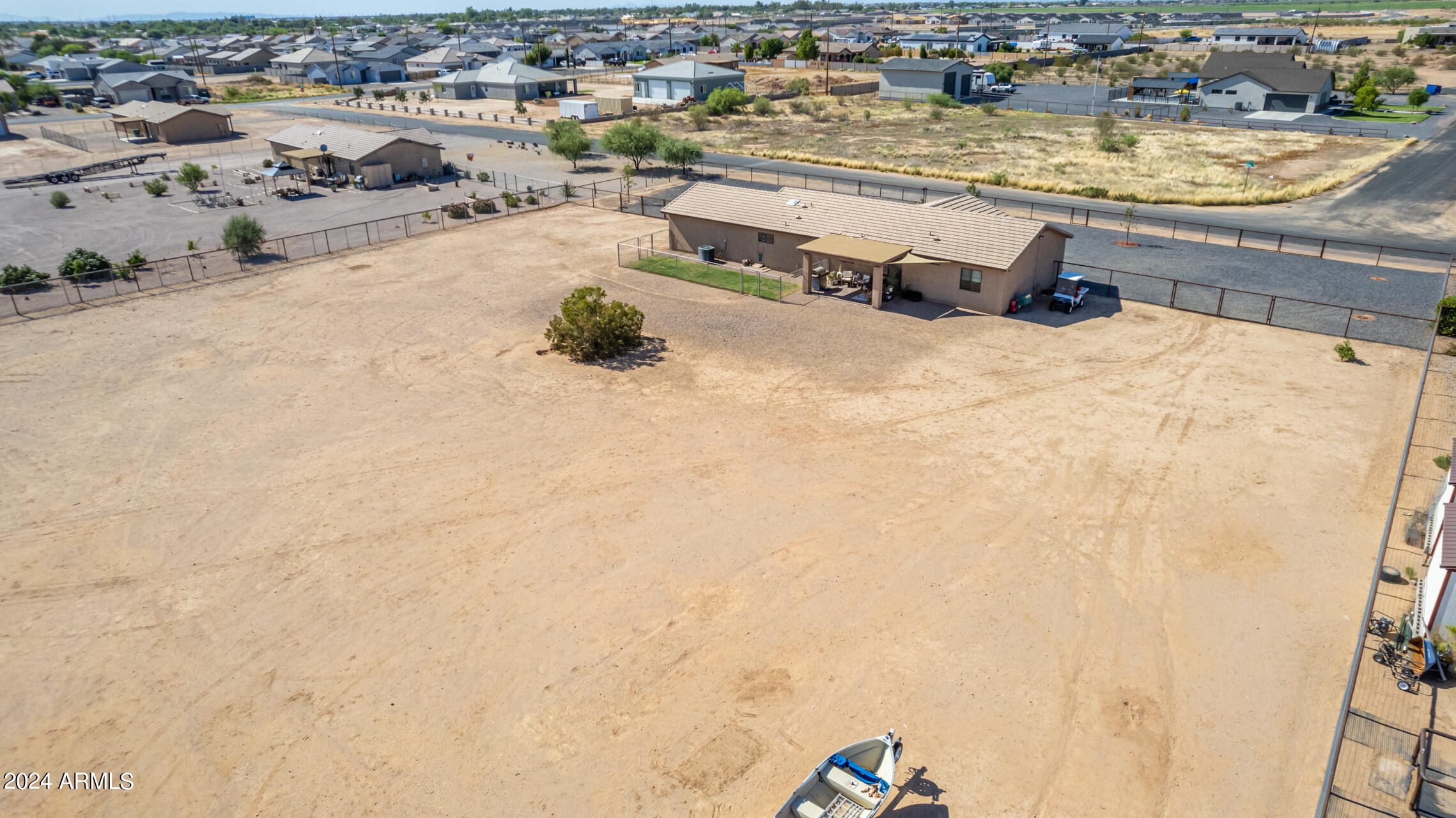 6065 E RED BIRD Lane