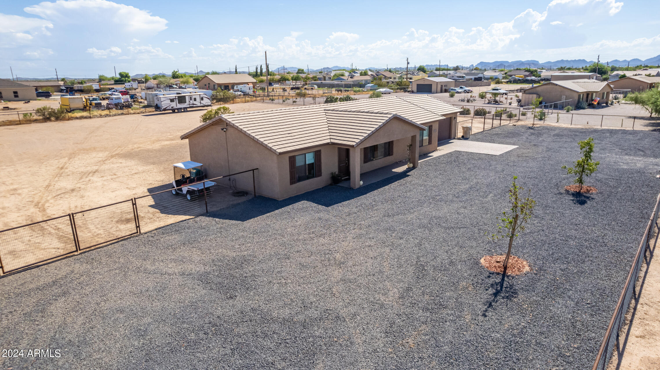 6065 E RED BIRD Lane