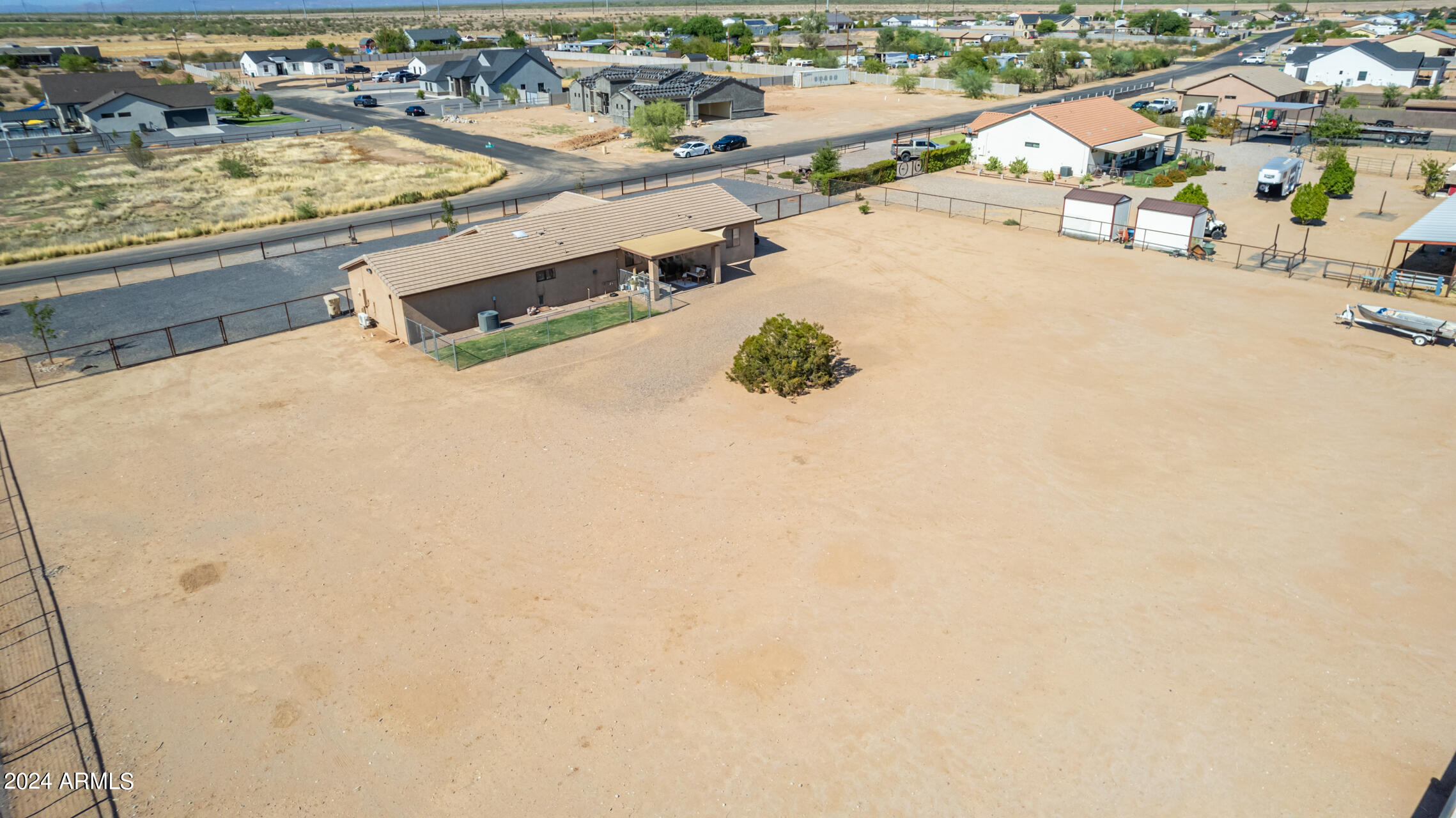 6065 E RED BIRD Lane