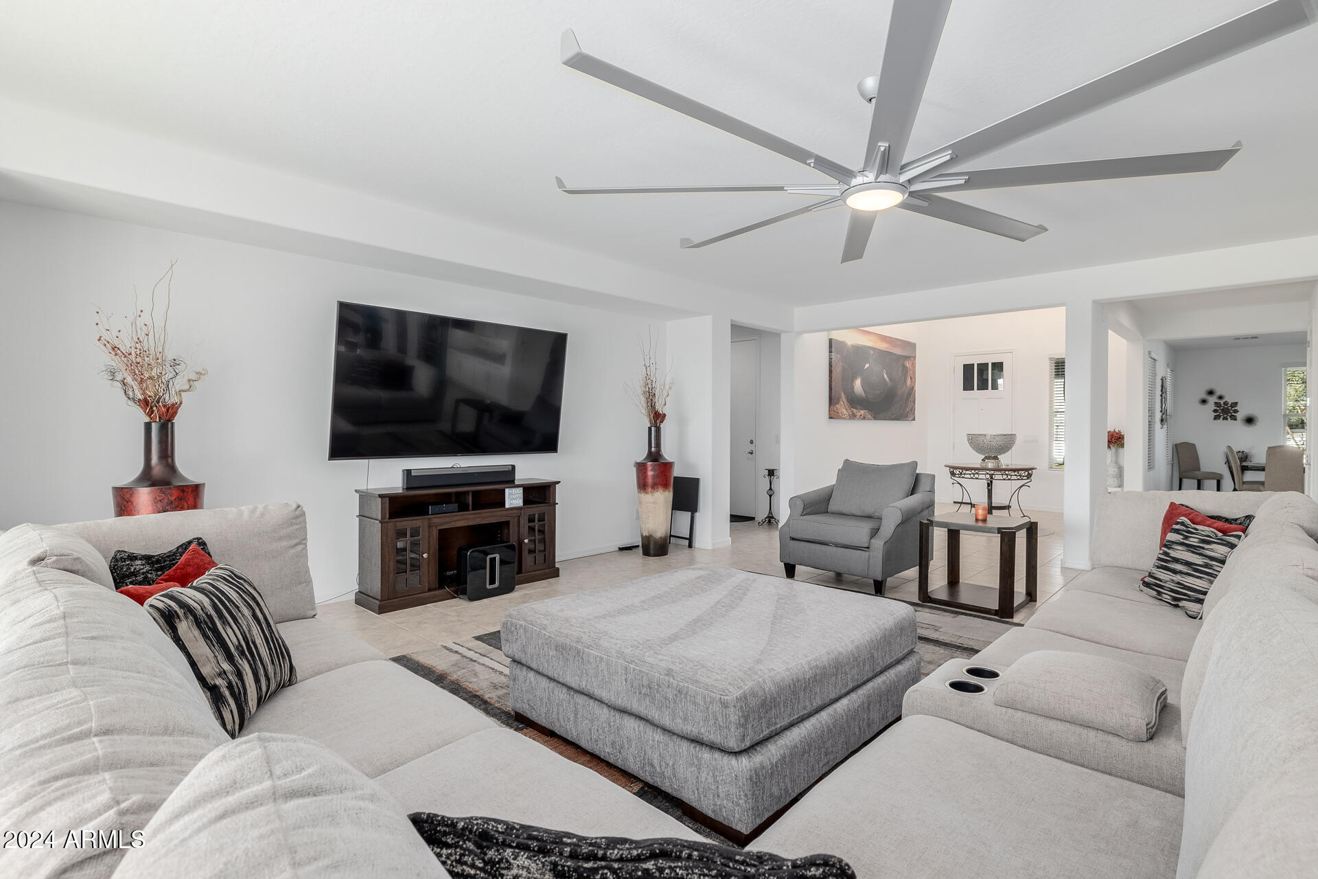 10707 E TESLA Avenue