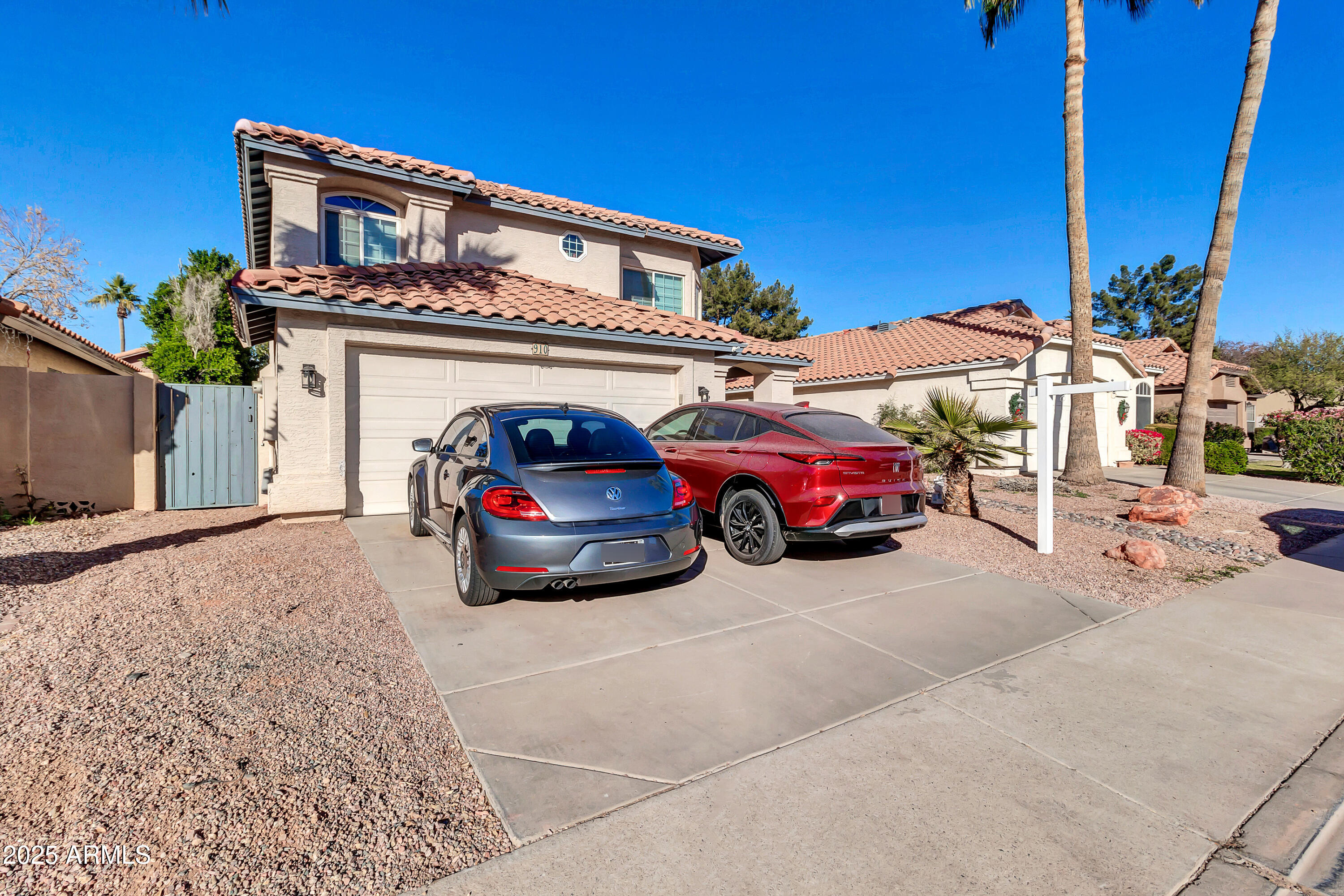 910 W SAN MATEO Court