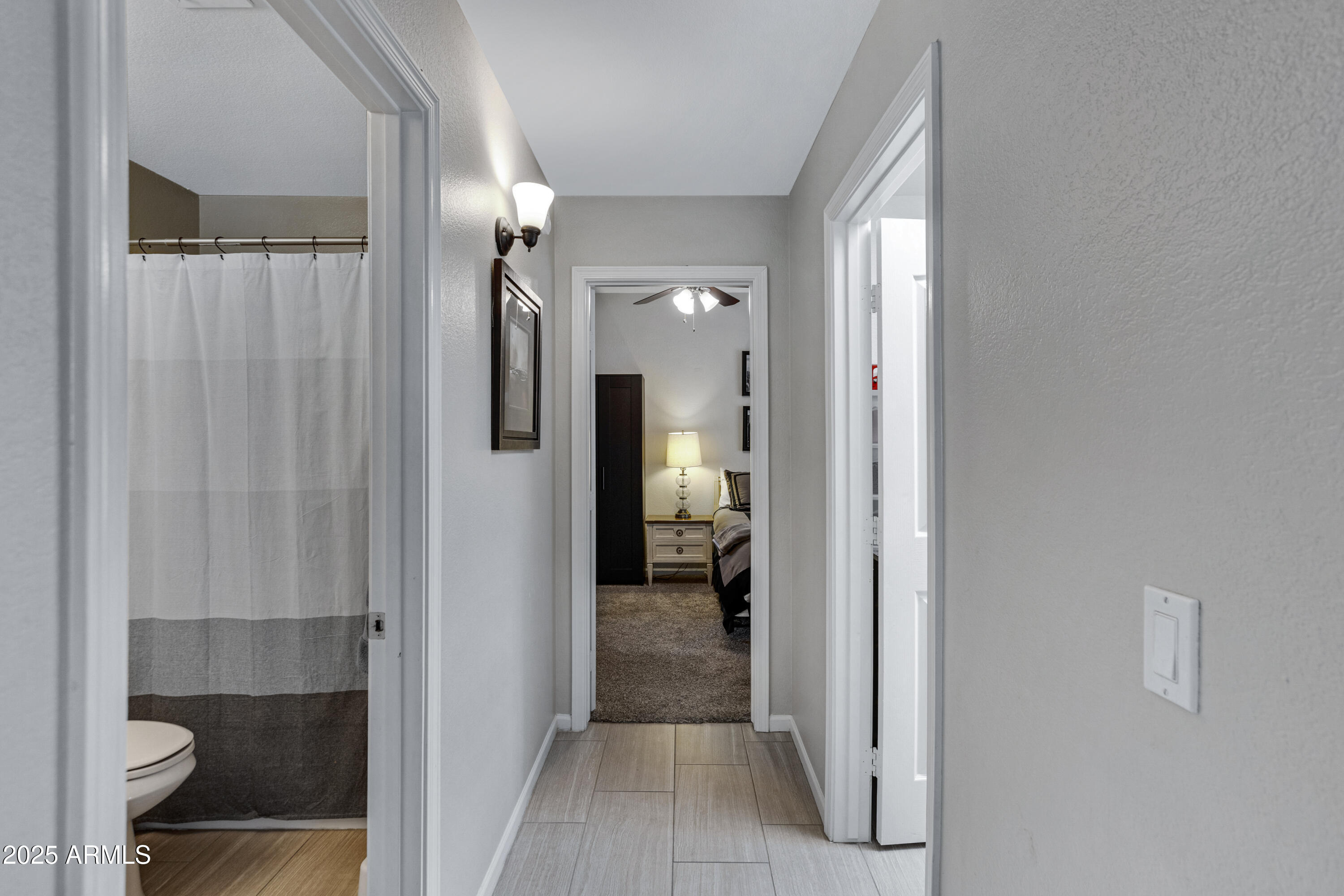 223 S DAISY Lane