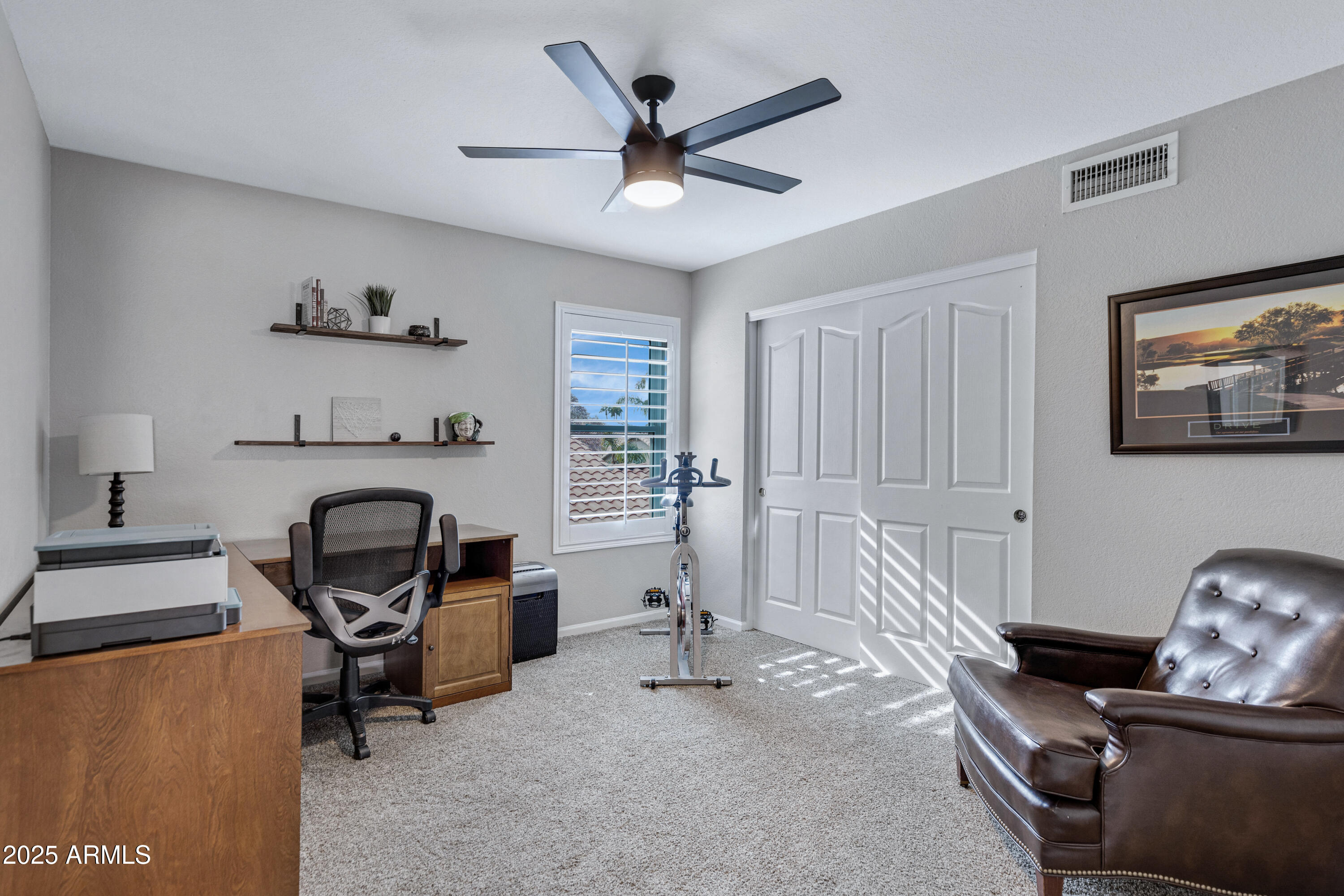 223 S DAISY Lane